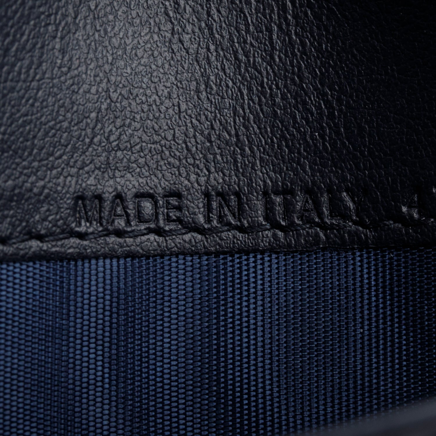 Christian 2024 Dior Navy Oblique Jacquard 30 Montaigne Passport Holder w/ Box