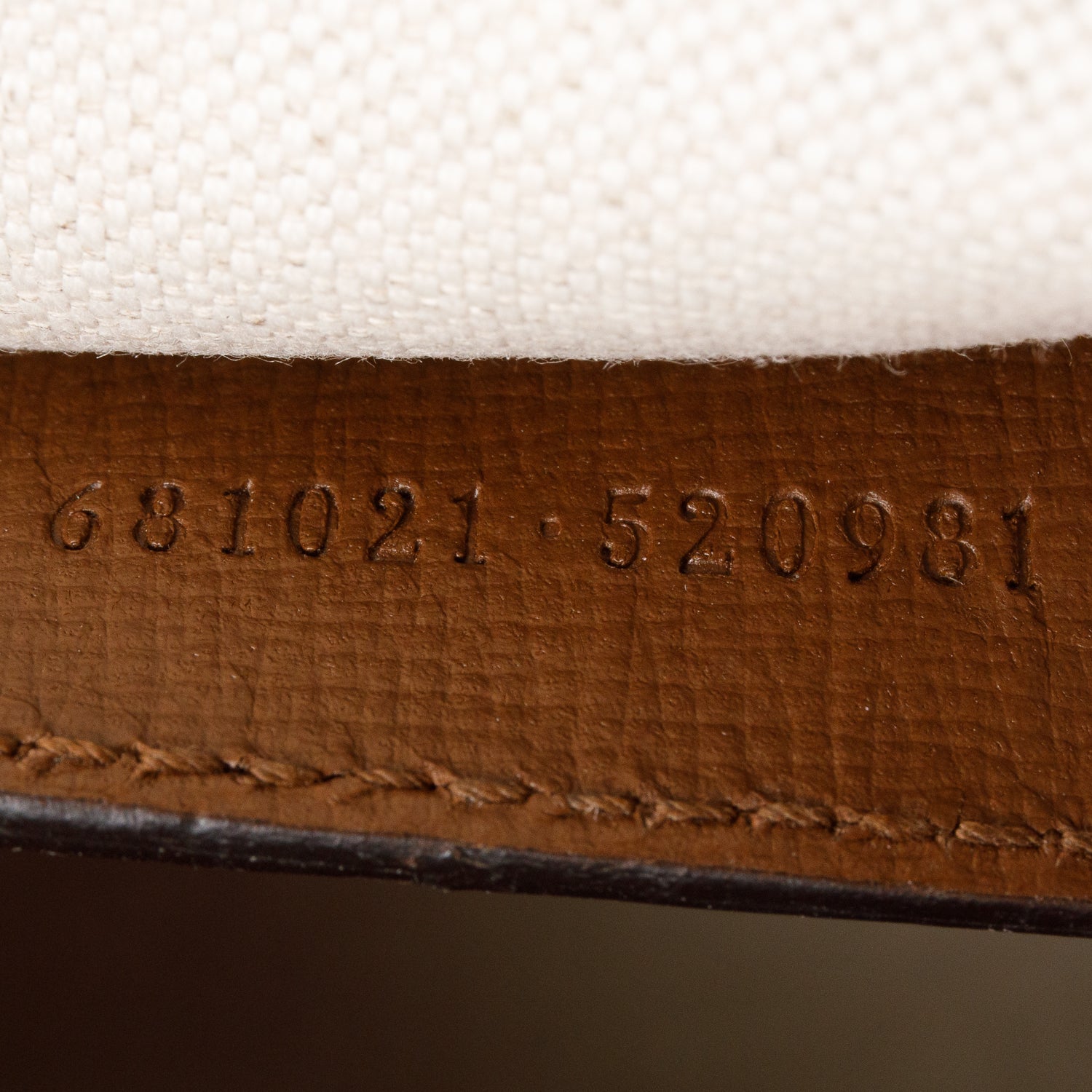 Gucci GG Supreme Monogram Azalea Calfskin Retro Interlocking G Messenger Bag