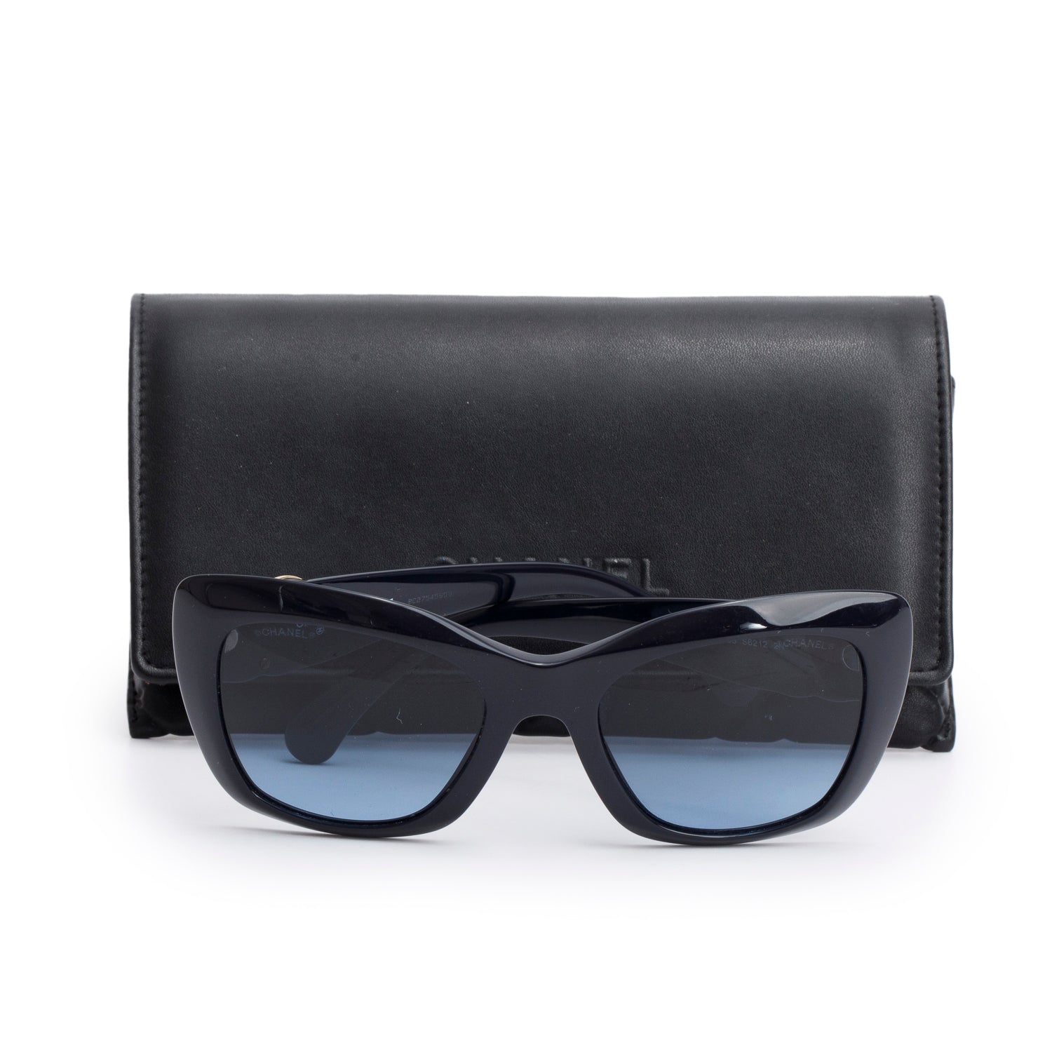Chanel 2022 Navy S6212 Acetate Cat Eye Sunglasses w/ Case & Receipt