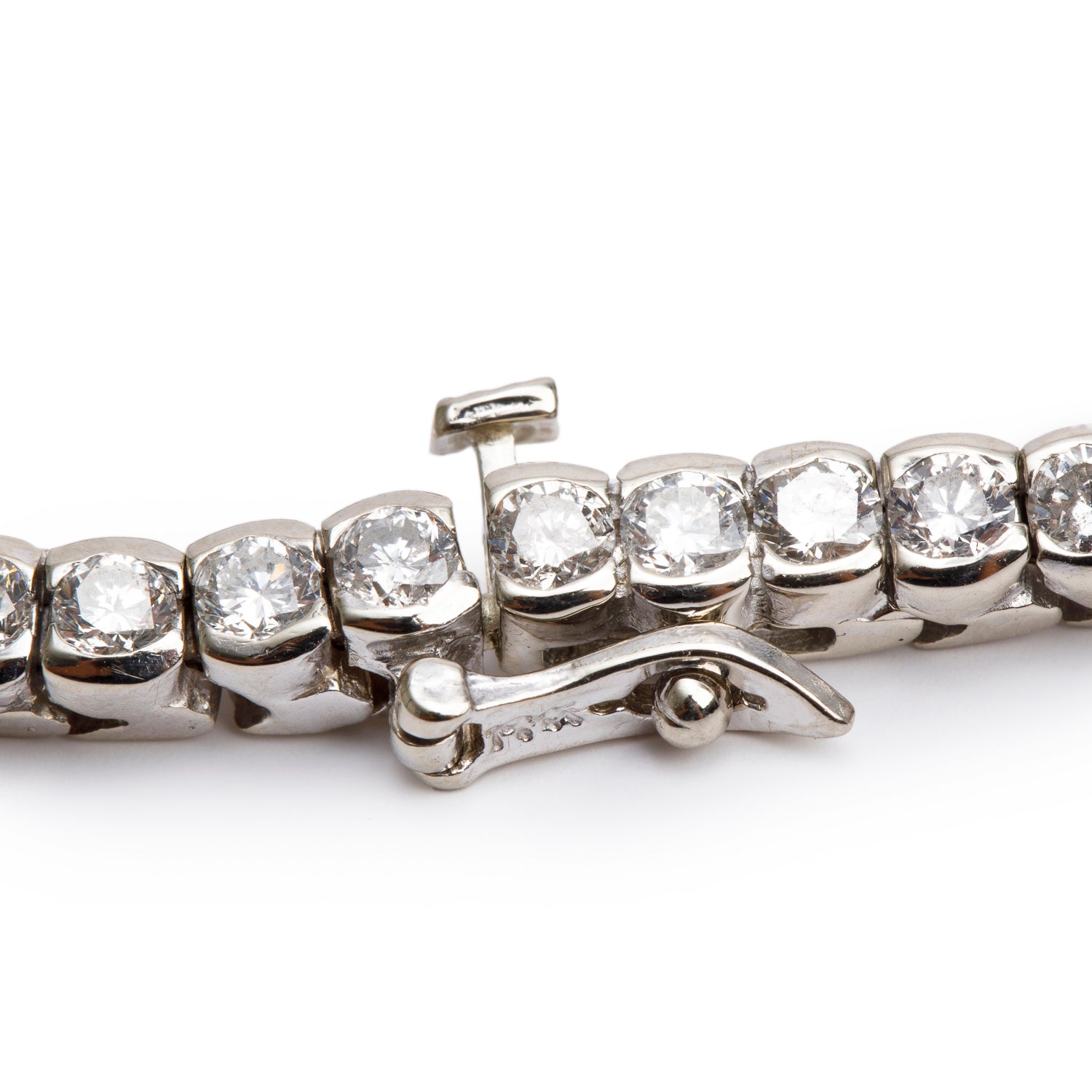 14k White Gold 5.40 tcw. Diamond Tennis Bracelet