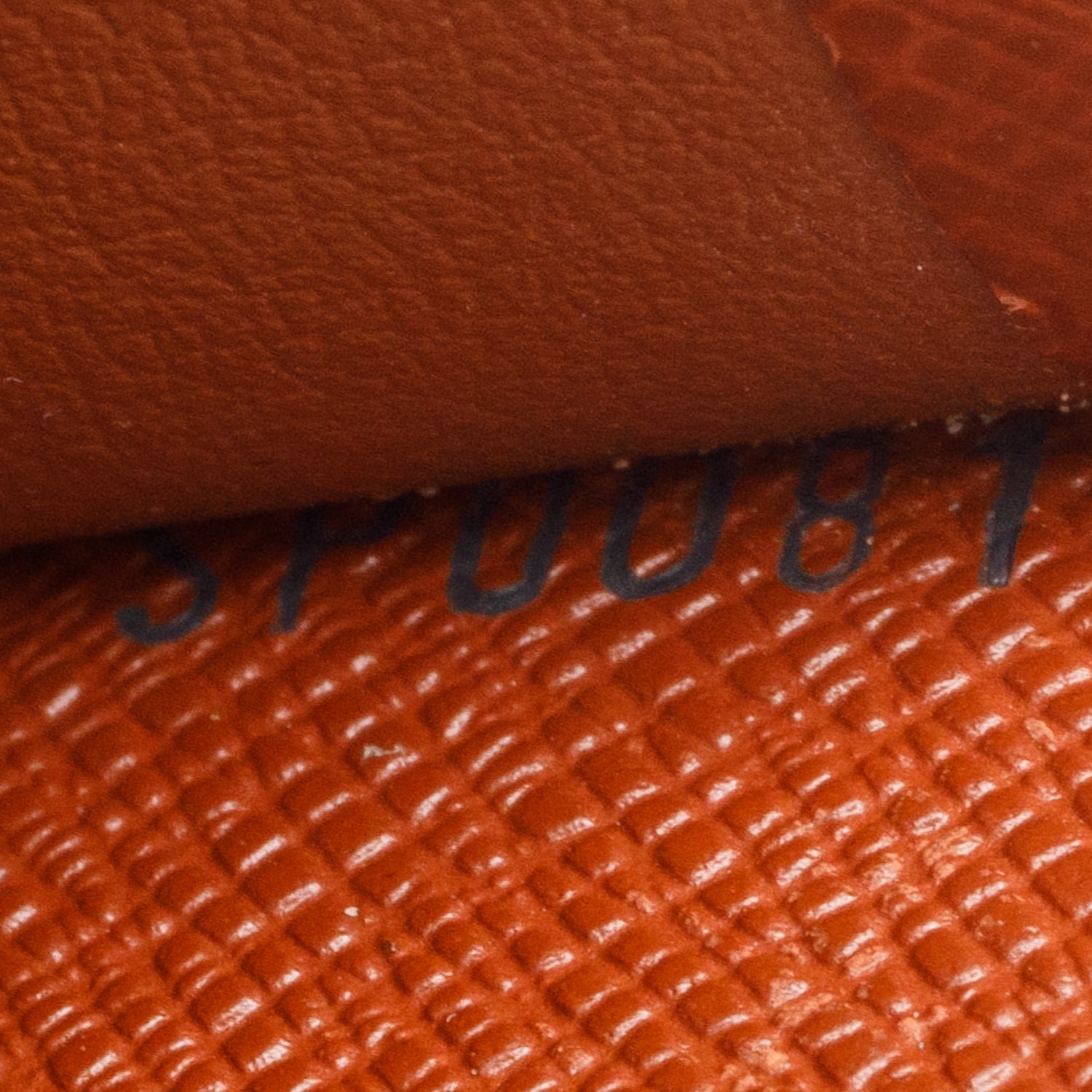 Louis Vuitton Monogram Medium Ring Agenda Cover