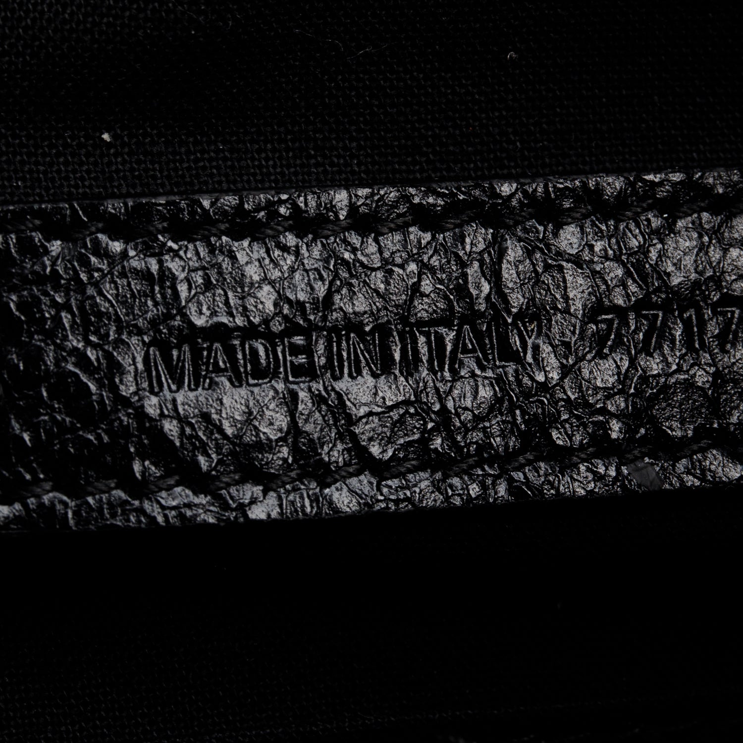 Balenciaga Black Agneau Arena Le Cagole Cylinder Bag