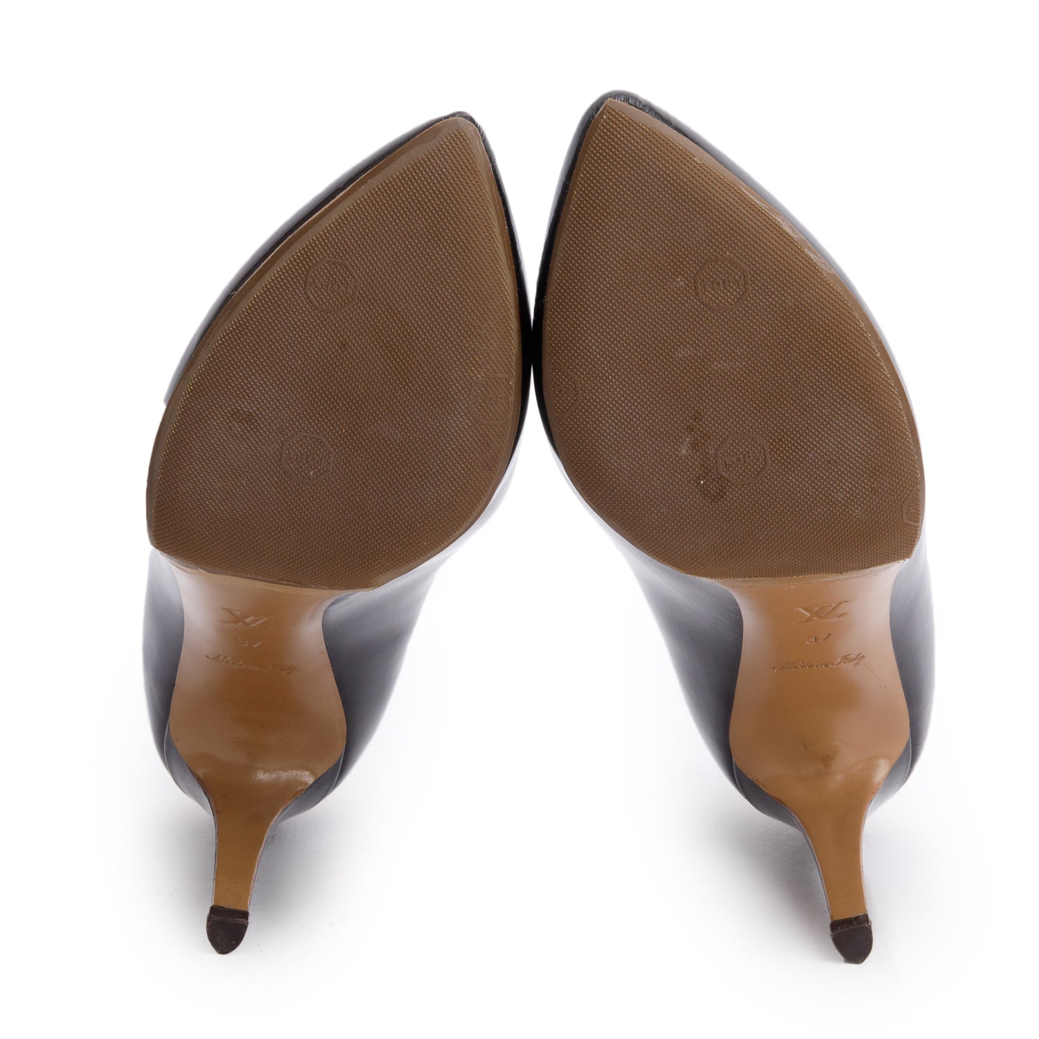 Louis Vuitton Burgundy Patent Leather Lock Me Pumps, Size 37