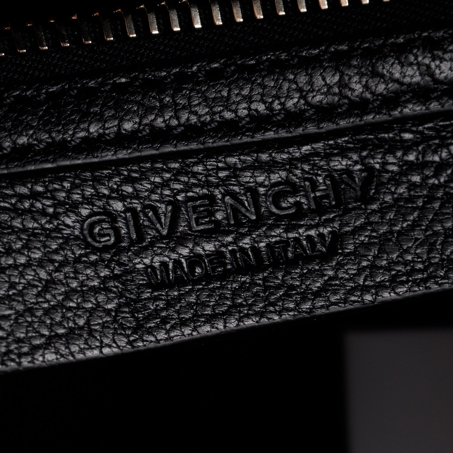 Givenchy 2022 Black Grained Leather Small Antigona Satchel