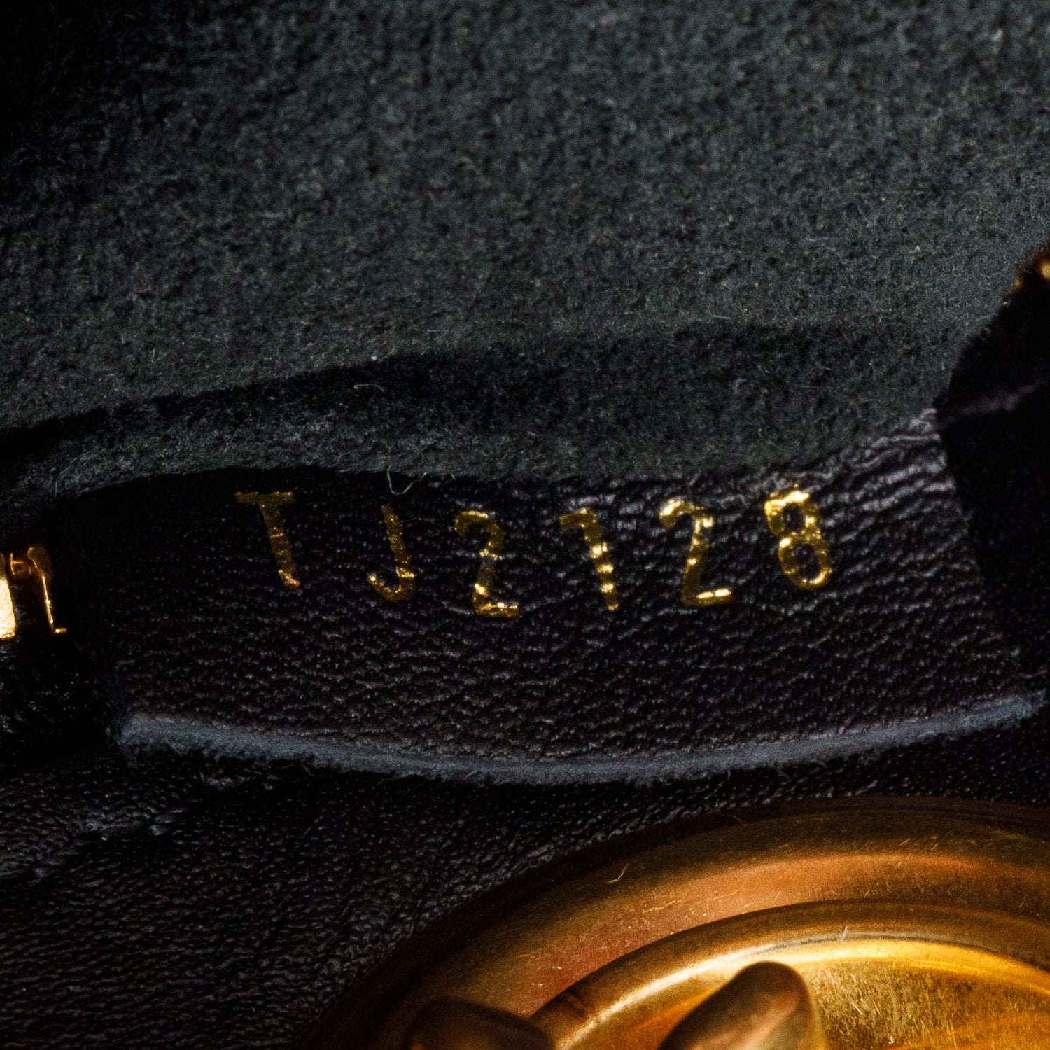 Louis Vuitton Black Calfskin Quilted New Wave Chain Tote