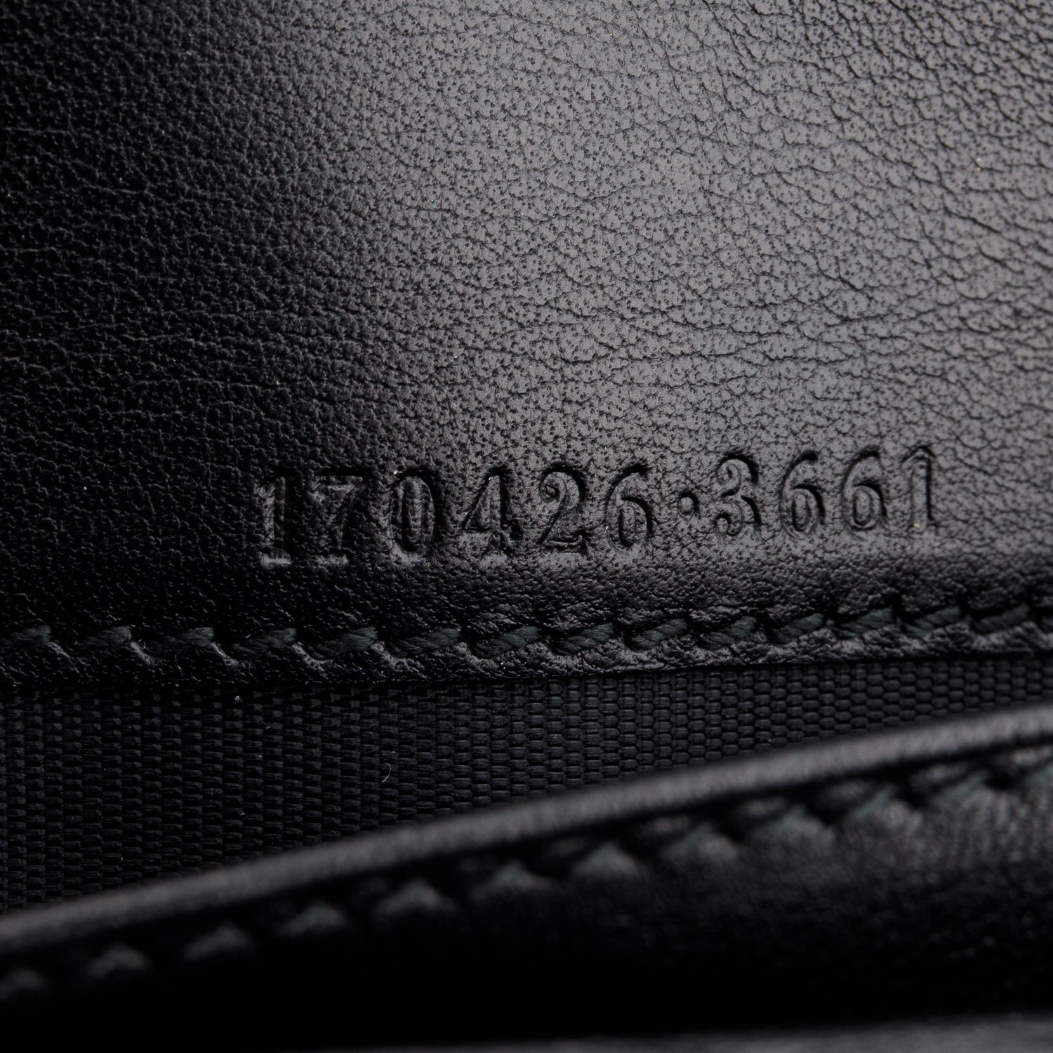 Gucci Black Guccissima Margaux Calfskin Metal Bar Chain Wallet w/ Box