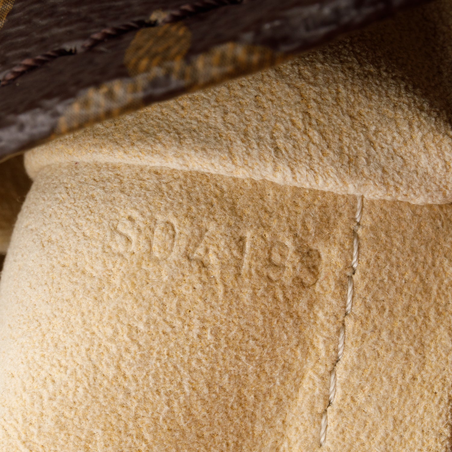 Louis Vuitton Monogram Artsy MM