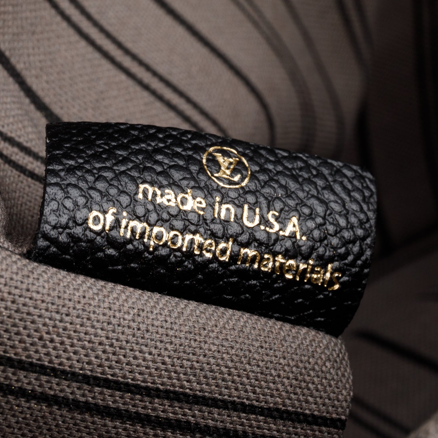 Louis Vuitton Black Monogram Empreinte Leather Pochette Metis w/ Box