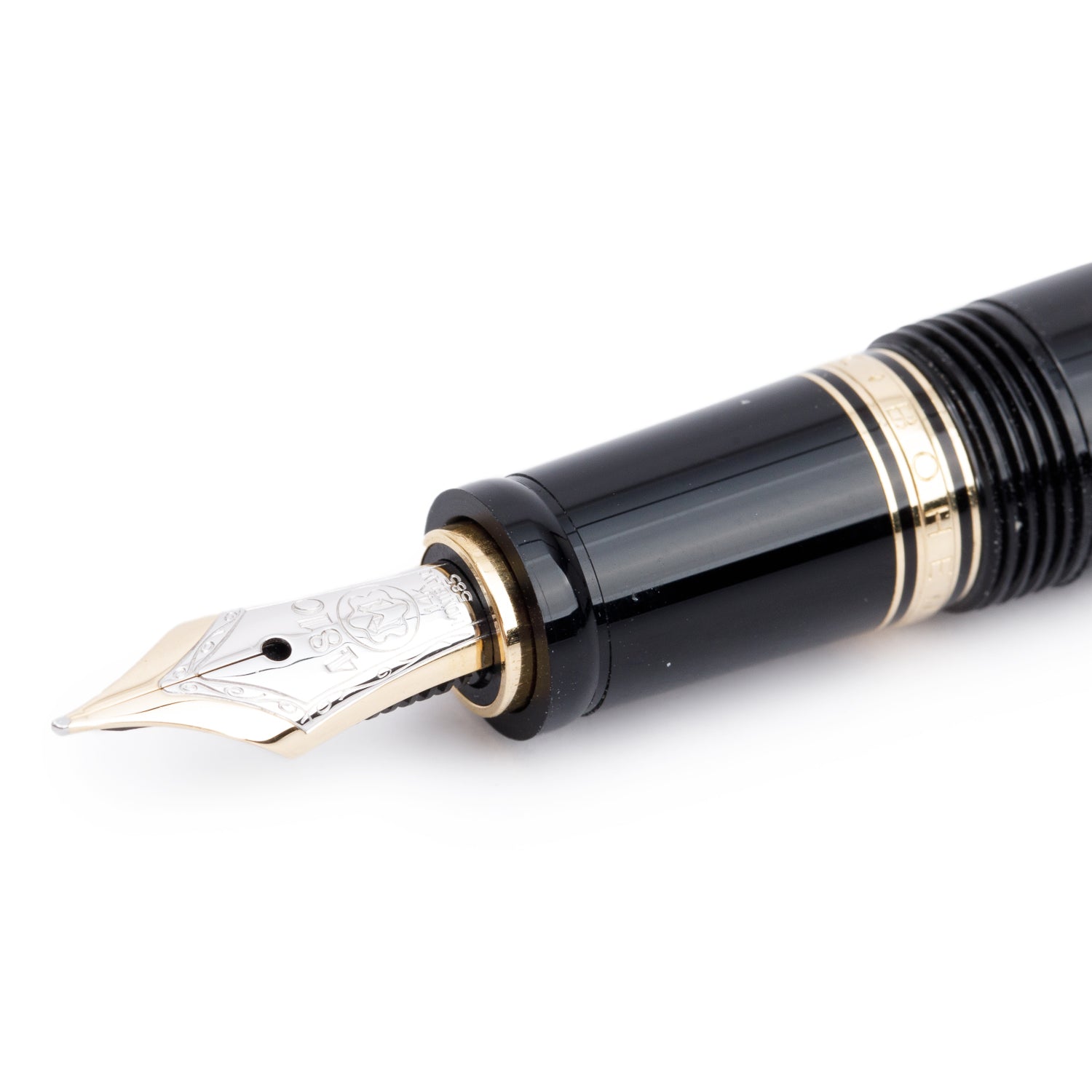 Montblanc Gold Coated Black Resin Boheme Rouge Fountain Pen w/ Box