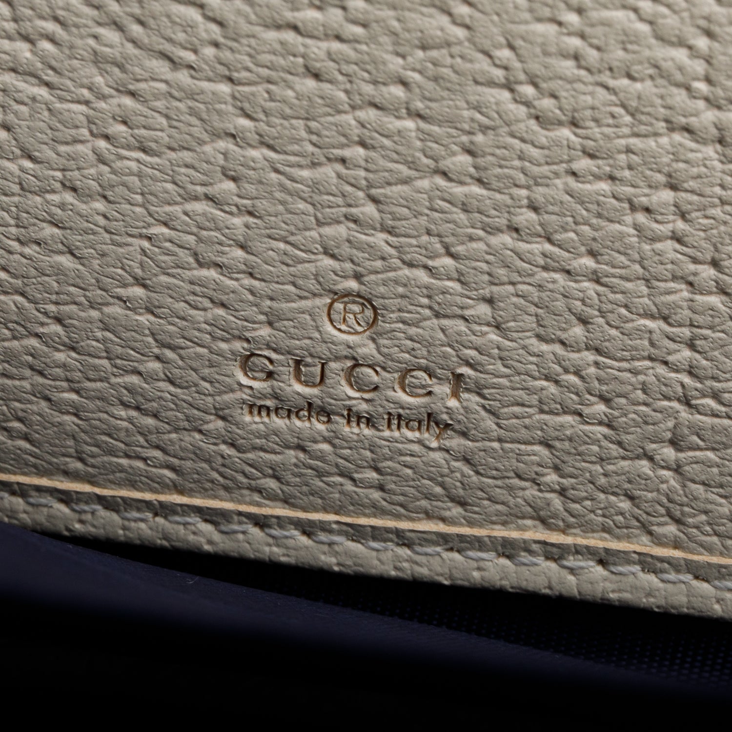 Gucci White Leather Web Ophidia GG Zip Around Wallet