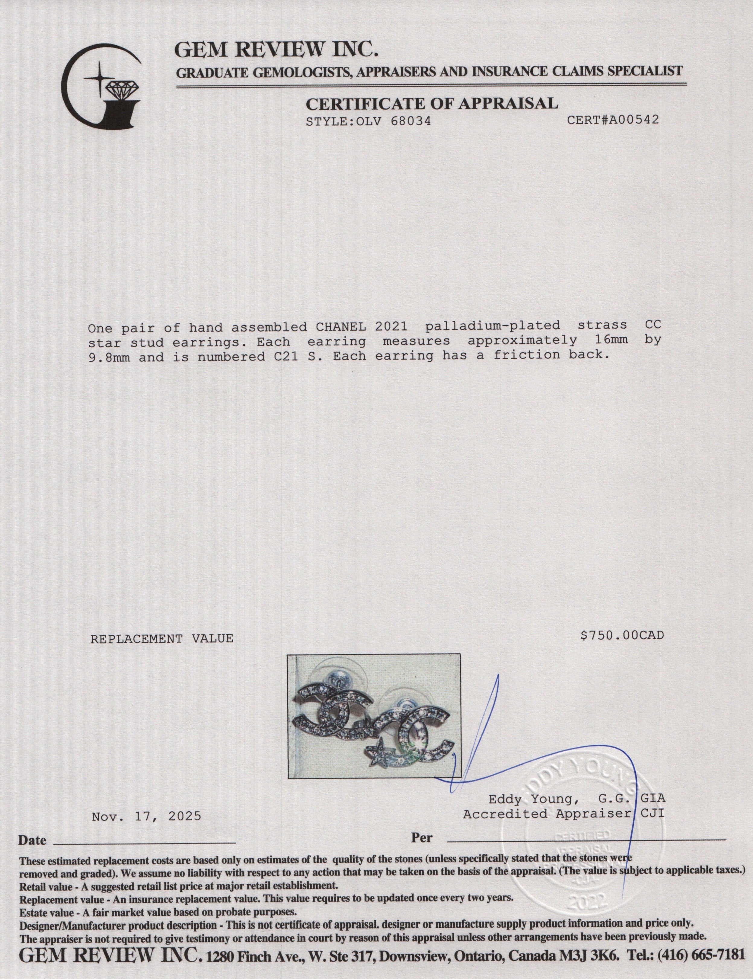 Chanel 2021 Palladium Plated Strass CC Star Stud Earrings