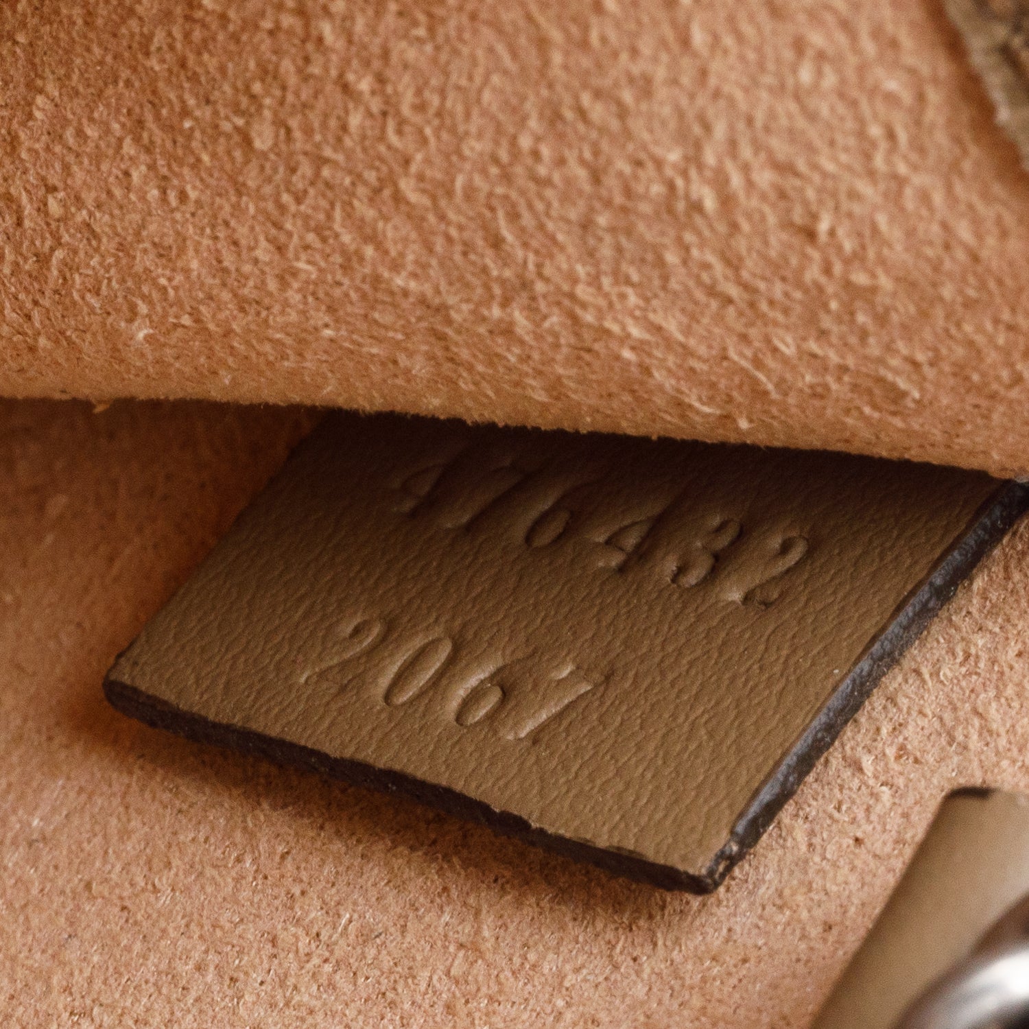 Gucci GG Supreme Dionysus Super Mini Bag w/ Box