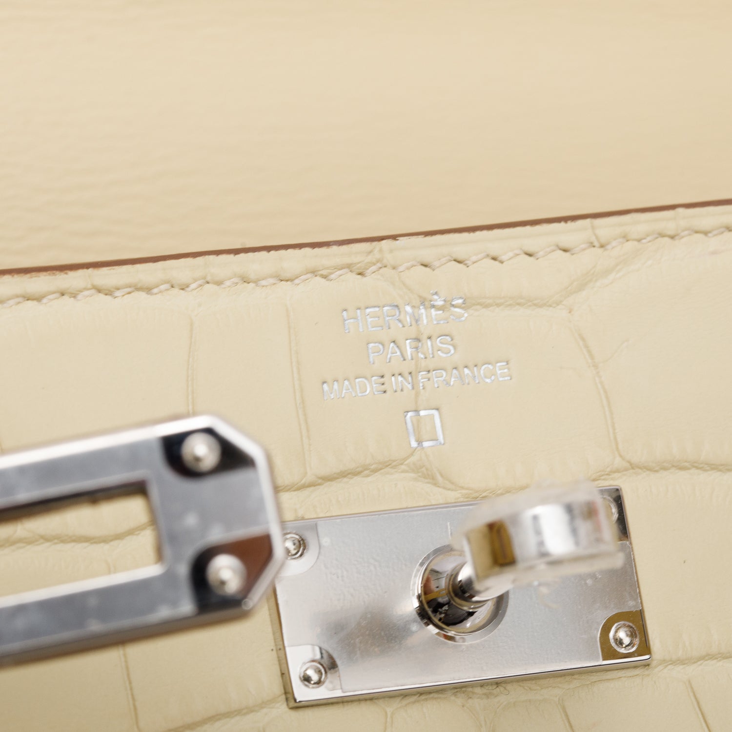 Hermes 2023 Vanille Alligator Mat Kelly Wallet To Go w/ Strap & Box