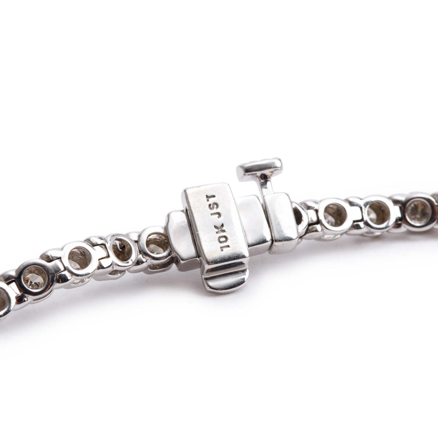 10k White Gold 2.36 tcw. Diamond Tennis Bracelet