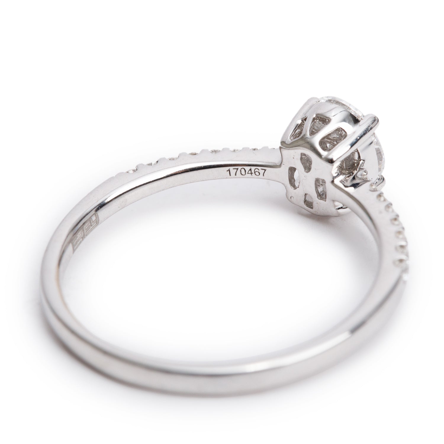 Effy 18k White Gold Cluster Diamond Engagement Ring, Size 7.5