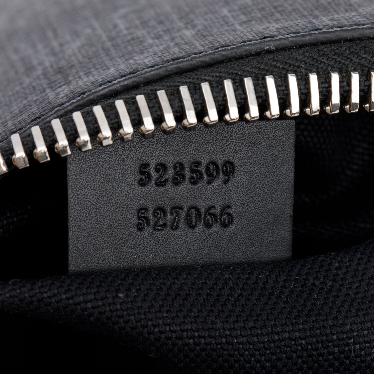 Gucci Black GG Supreme Small Messenger Bag