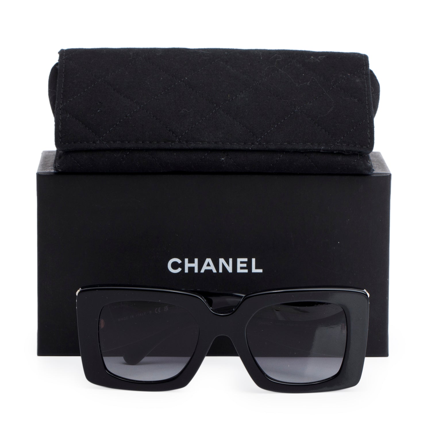 Chanel 5480 Black Acetate Pearl CC Square Sunglasses w/ Box & Case