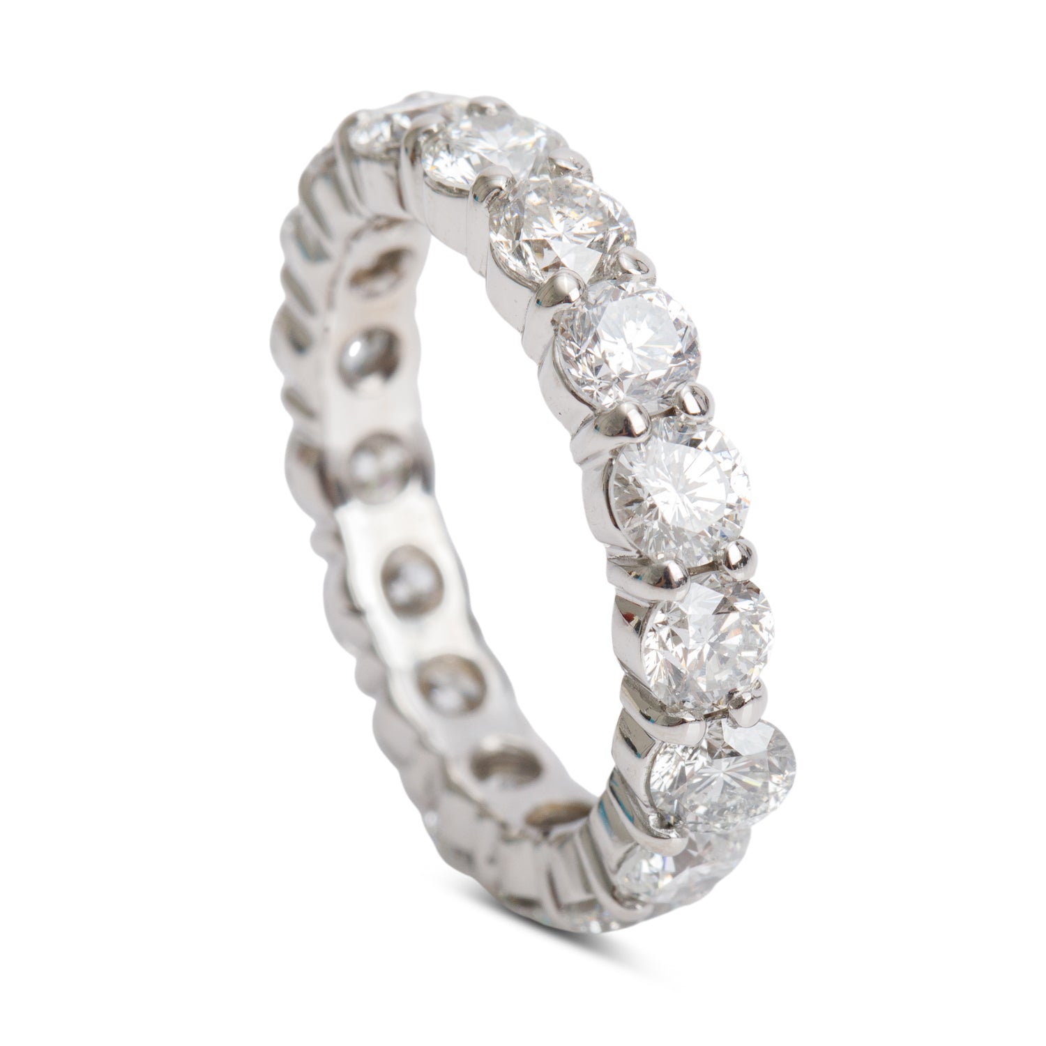 18k White Gold Diamond Eternity Wedding Ring, Size 6.5