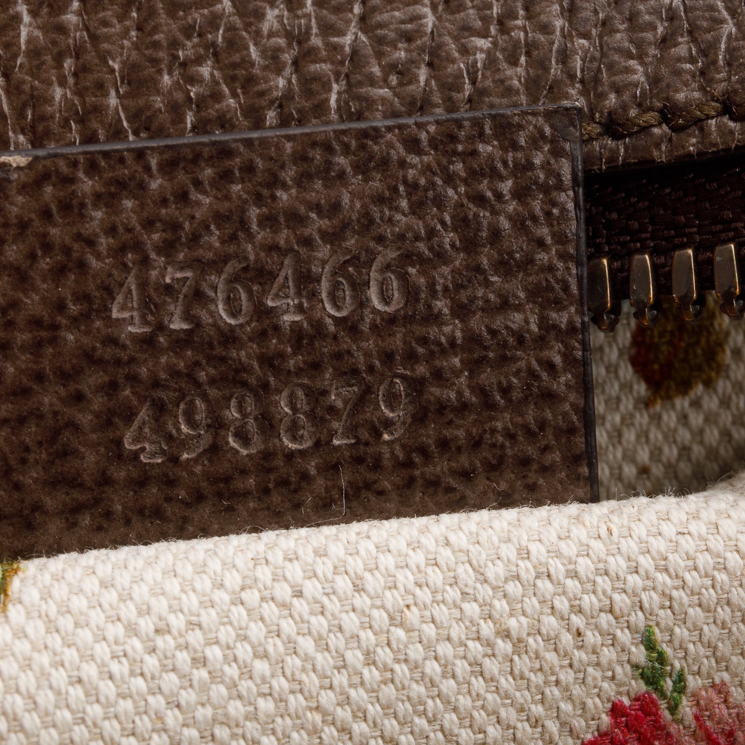 Gucci Neo Vintage GG Supreme Shoulder Bag w/ Strap