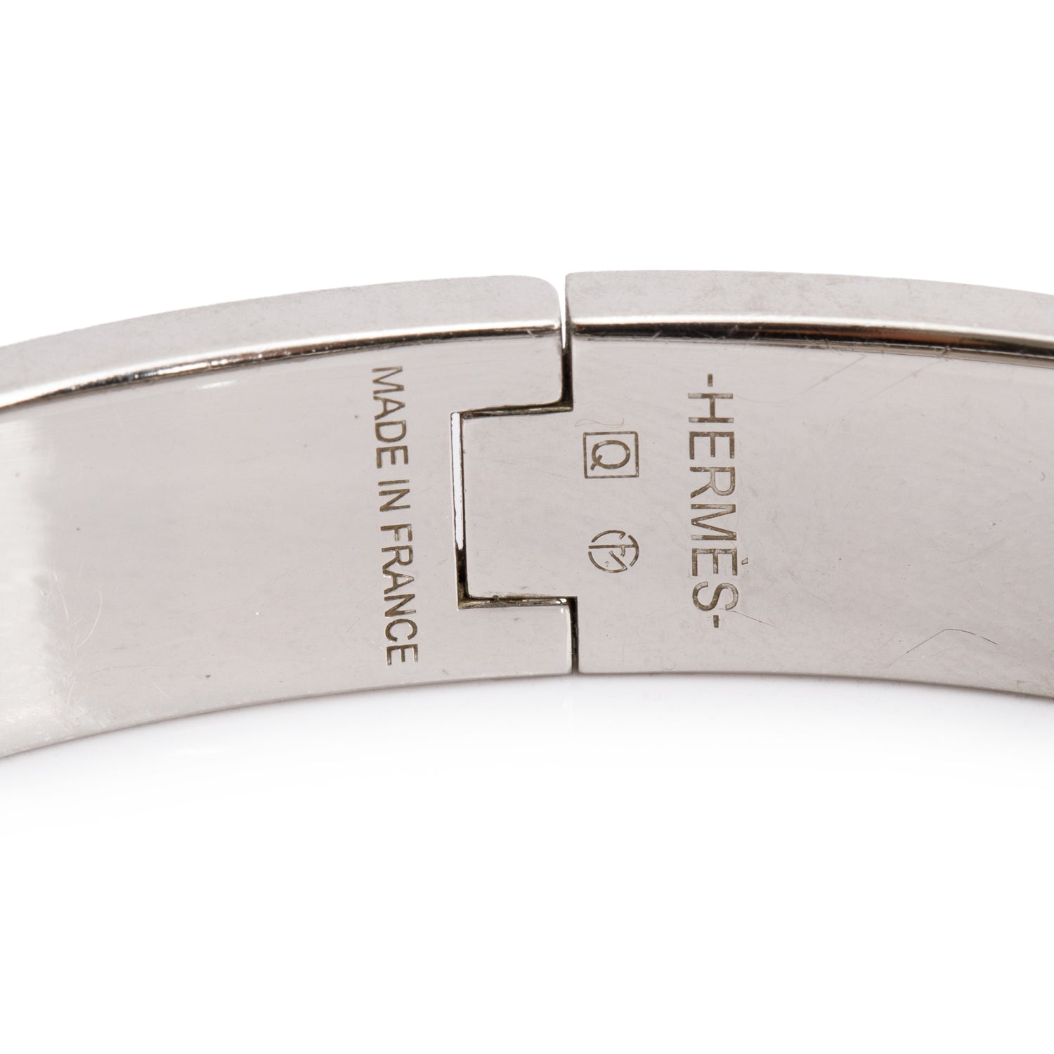 Hermes Palladium Plated White Enamel 12 MM Clic H Bracelet w/ Box