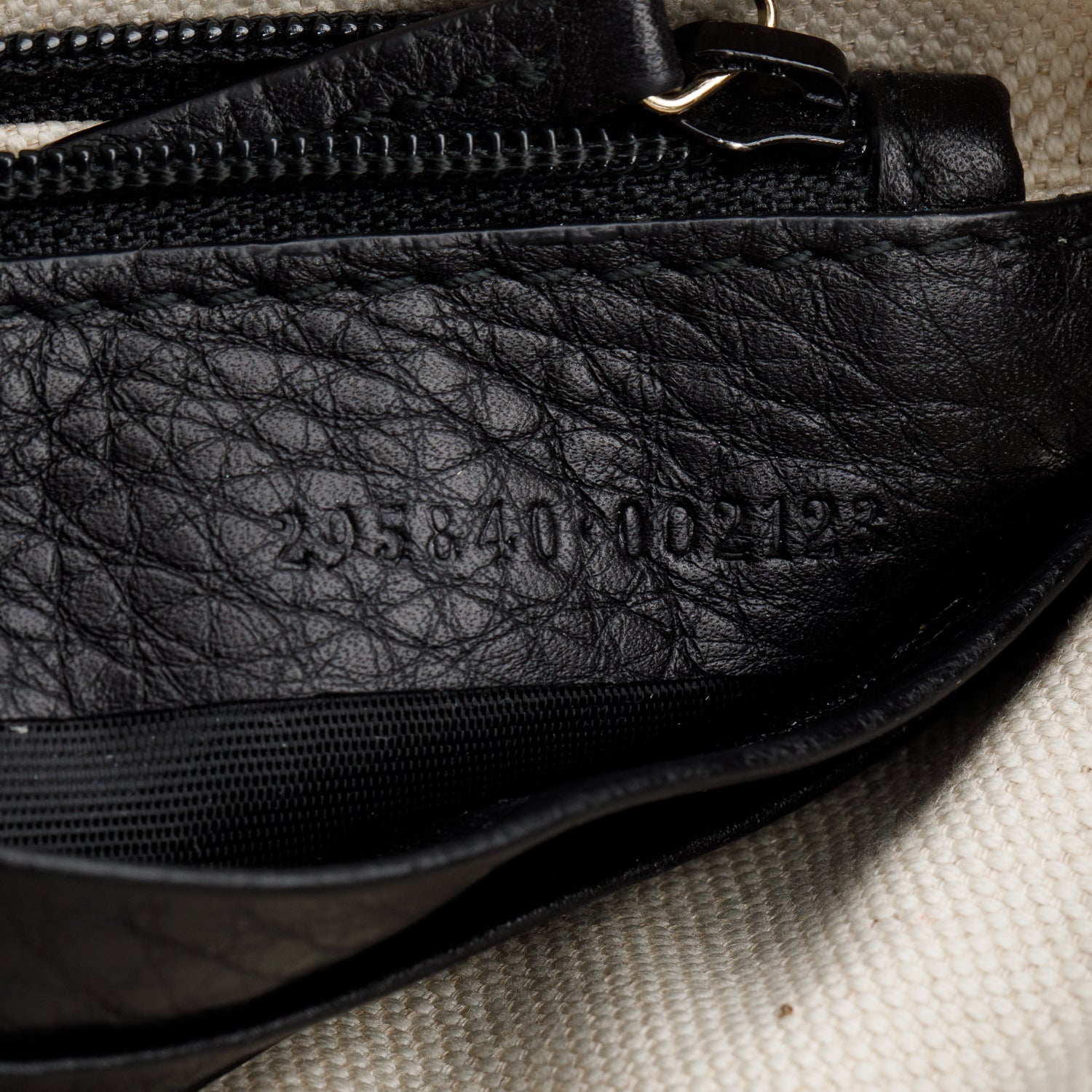 Gucci Black Pebbled Calfskin Soho Wristlet
