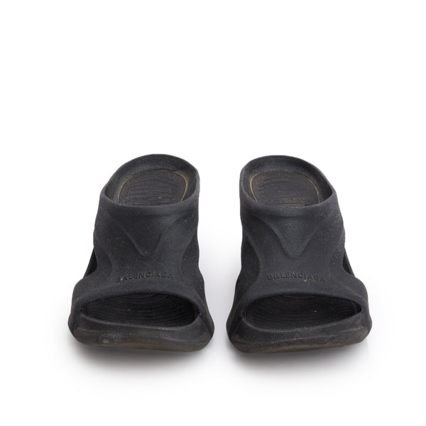 Balenciaga Black Rubber Mold Slide Sandals, Size 39 – OLIVER'S