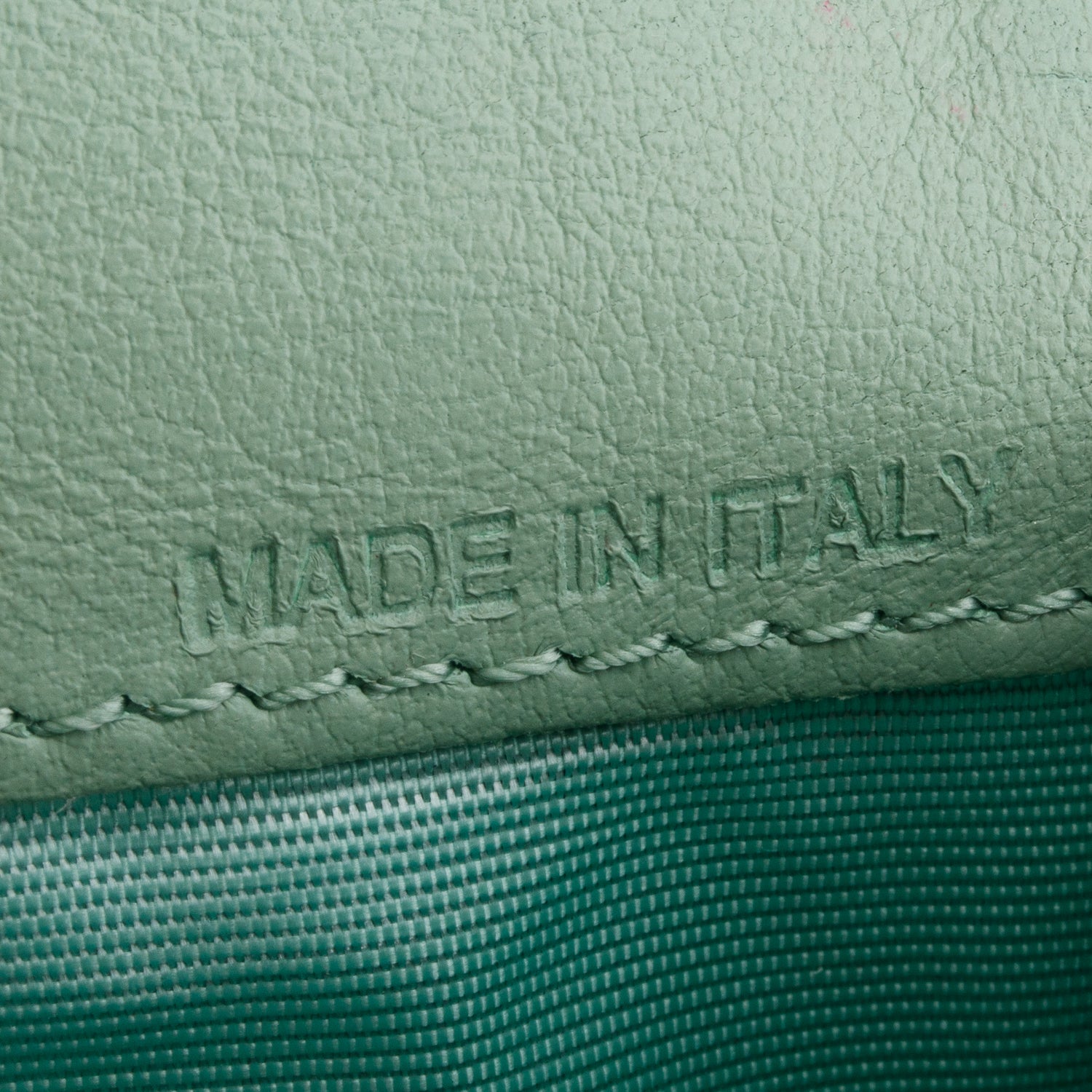 Valentino Green Calfskin Rockstud Wristlet Travel Wallet w/ Box