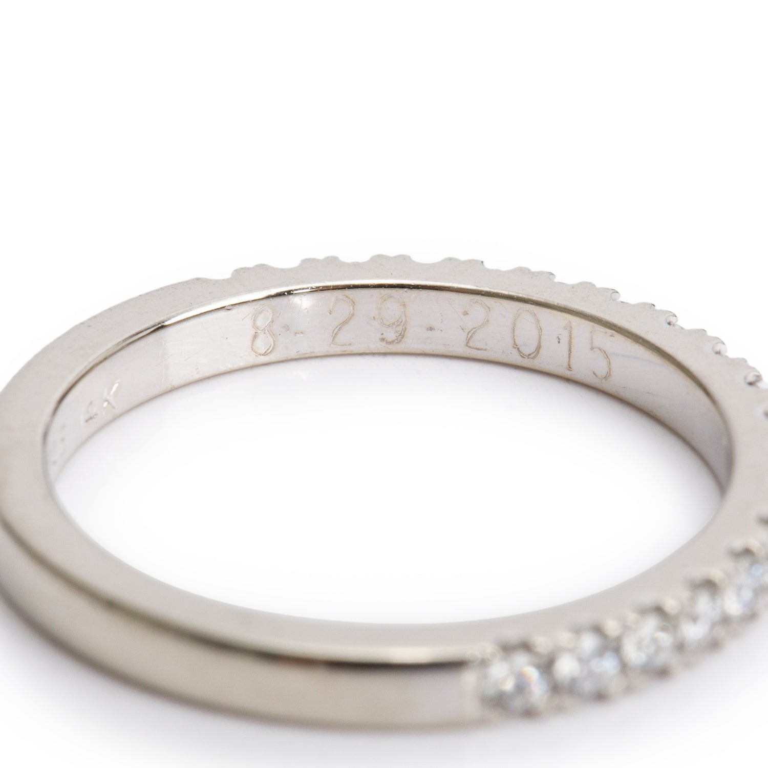 14k White Gold Diamond Band Ring, Size 5.75