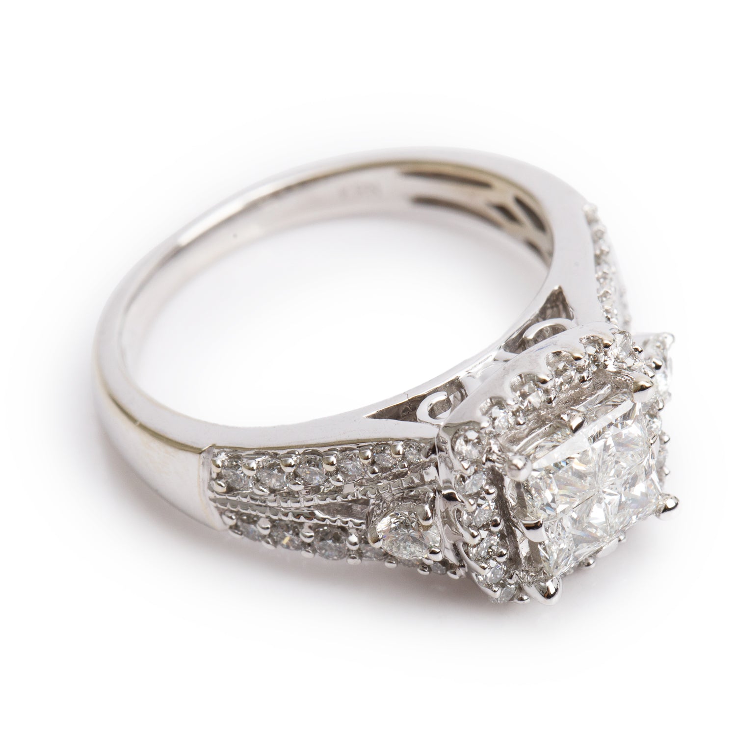 14k White Gold 1.27 tcw. Diamond Cluster Ring, Size 6.75