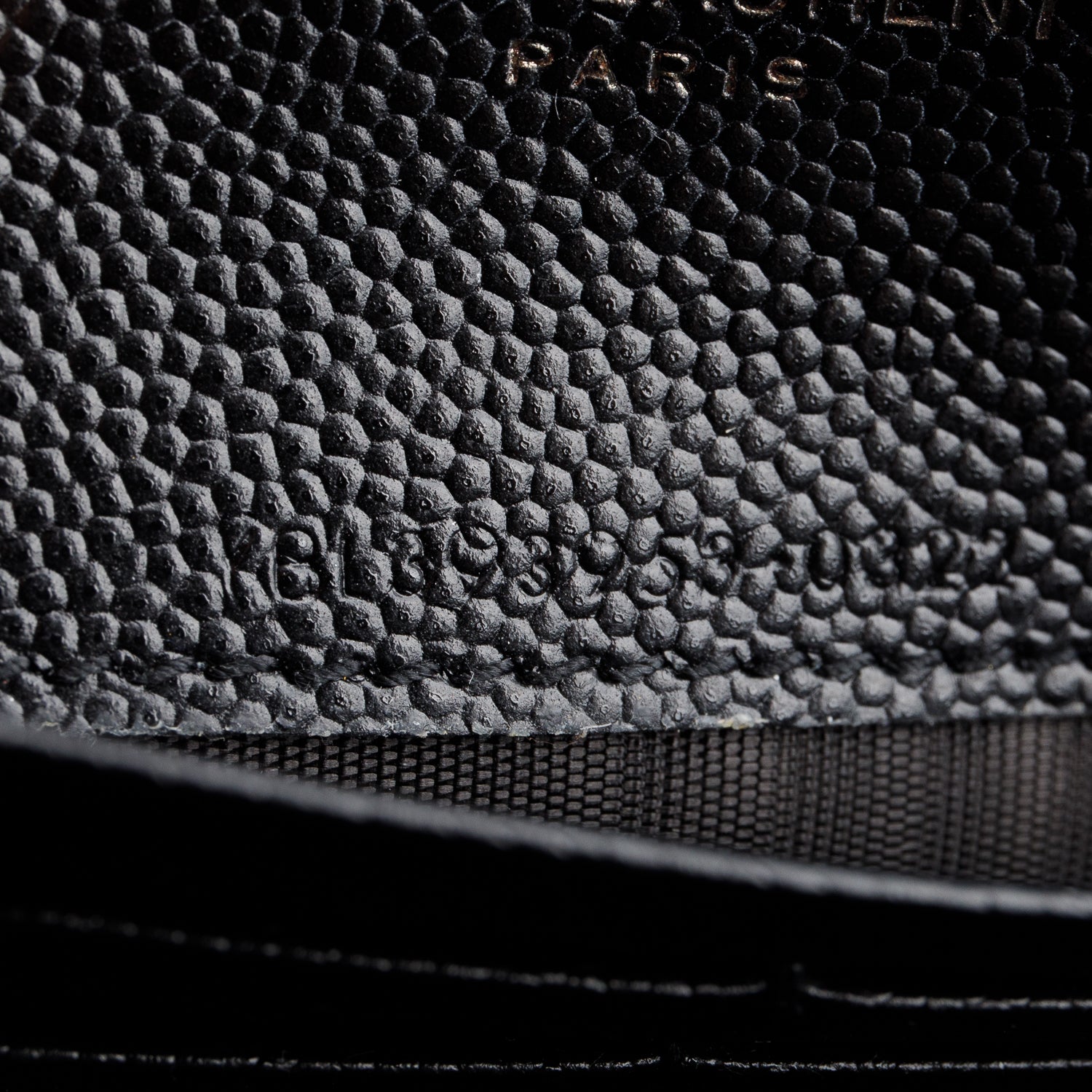 Saint Laurent 2022 Black Grain De Poudre Monochrome Cassandre Envelope Chain Wallet