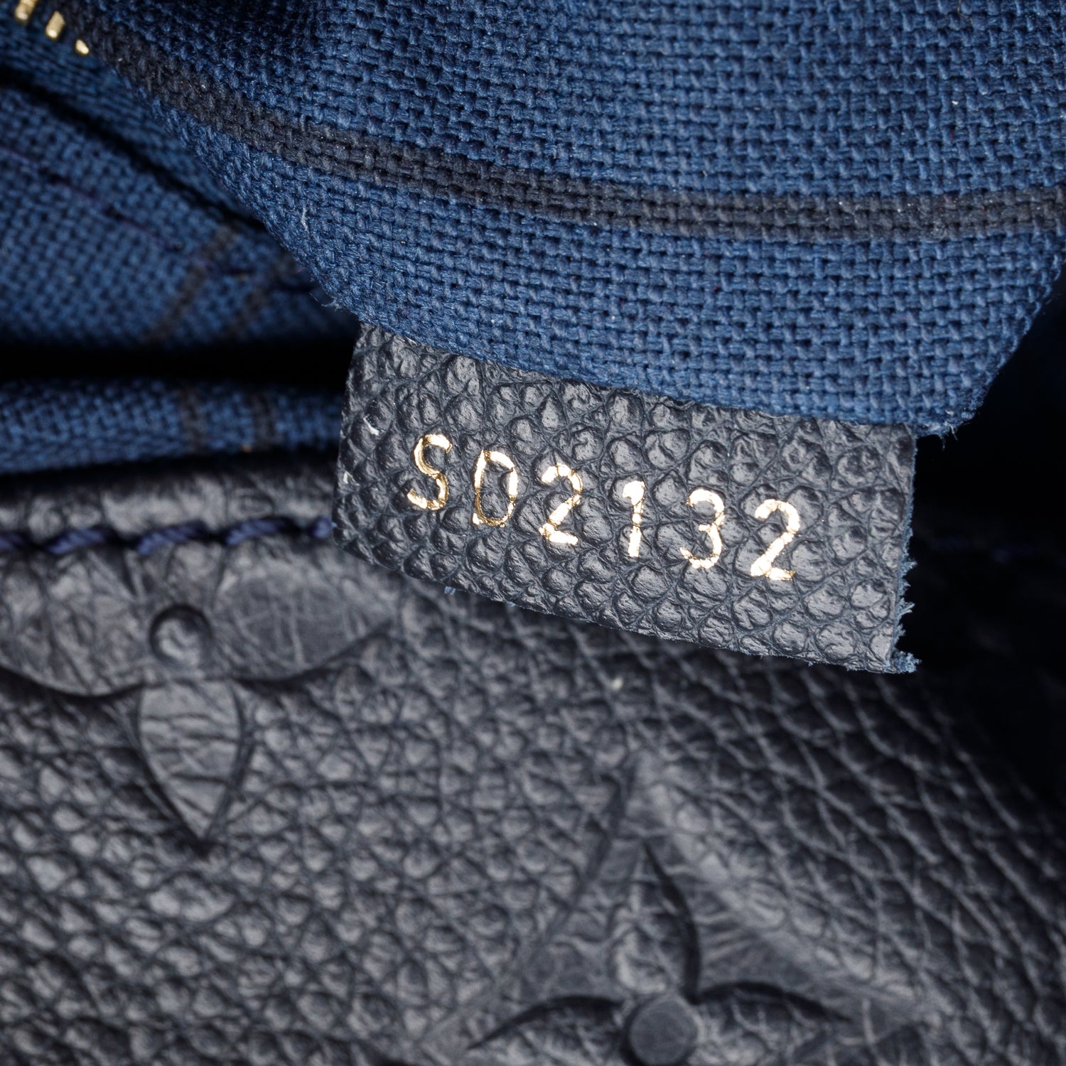 Louis Vuitton Black Empreinte Artsy MM
