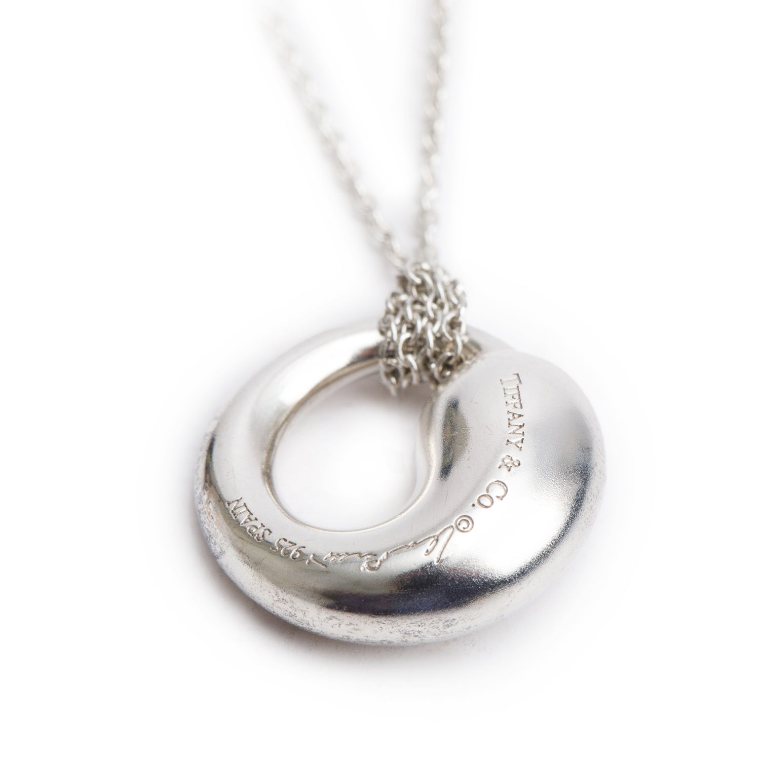Tiffany & Co. Elsa Peretti Sterling Silver 16MM Eternal Circle Pendant Necklace