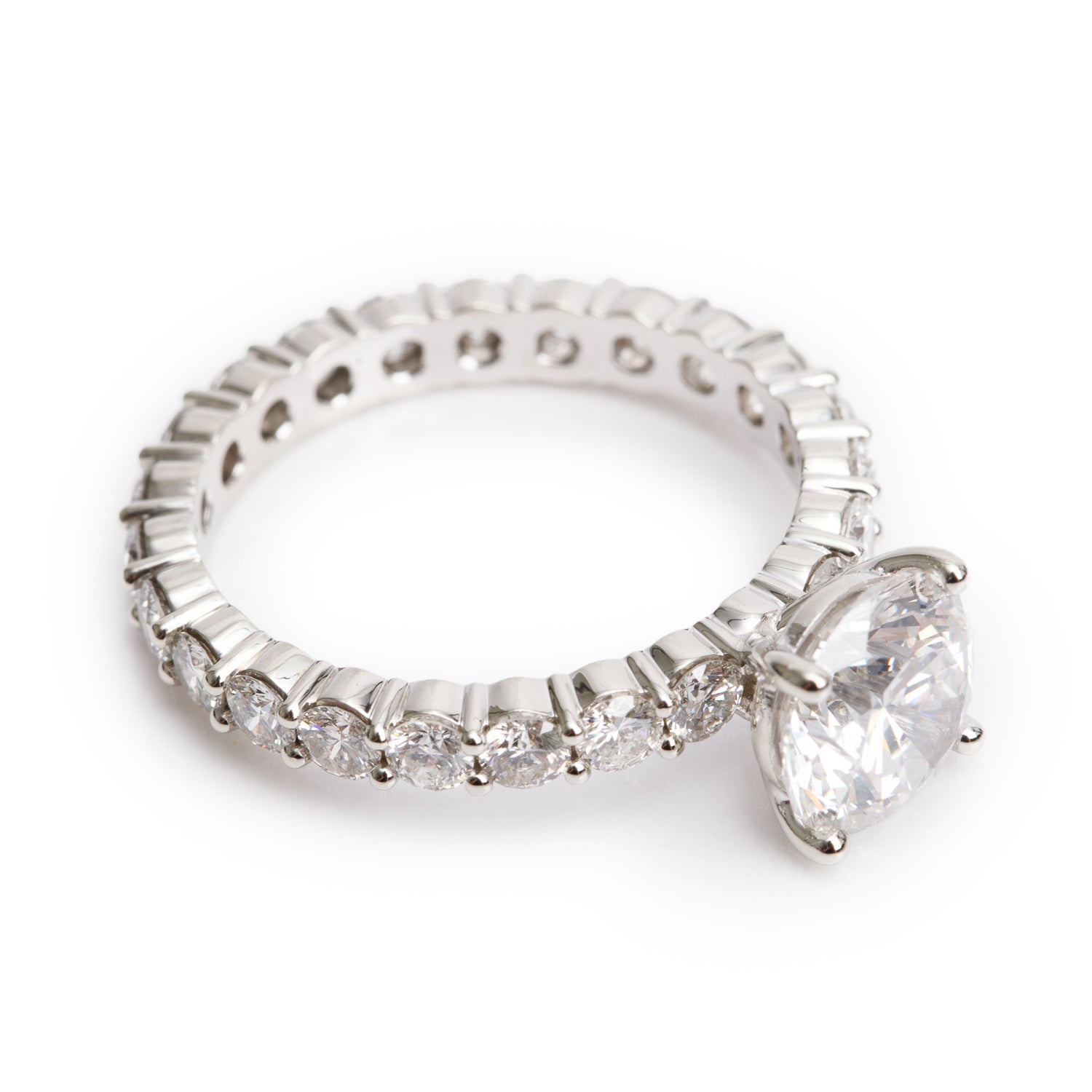 18k White Gold 1.74 ct. Round Cut Diamond Engagement Ring, Size 6