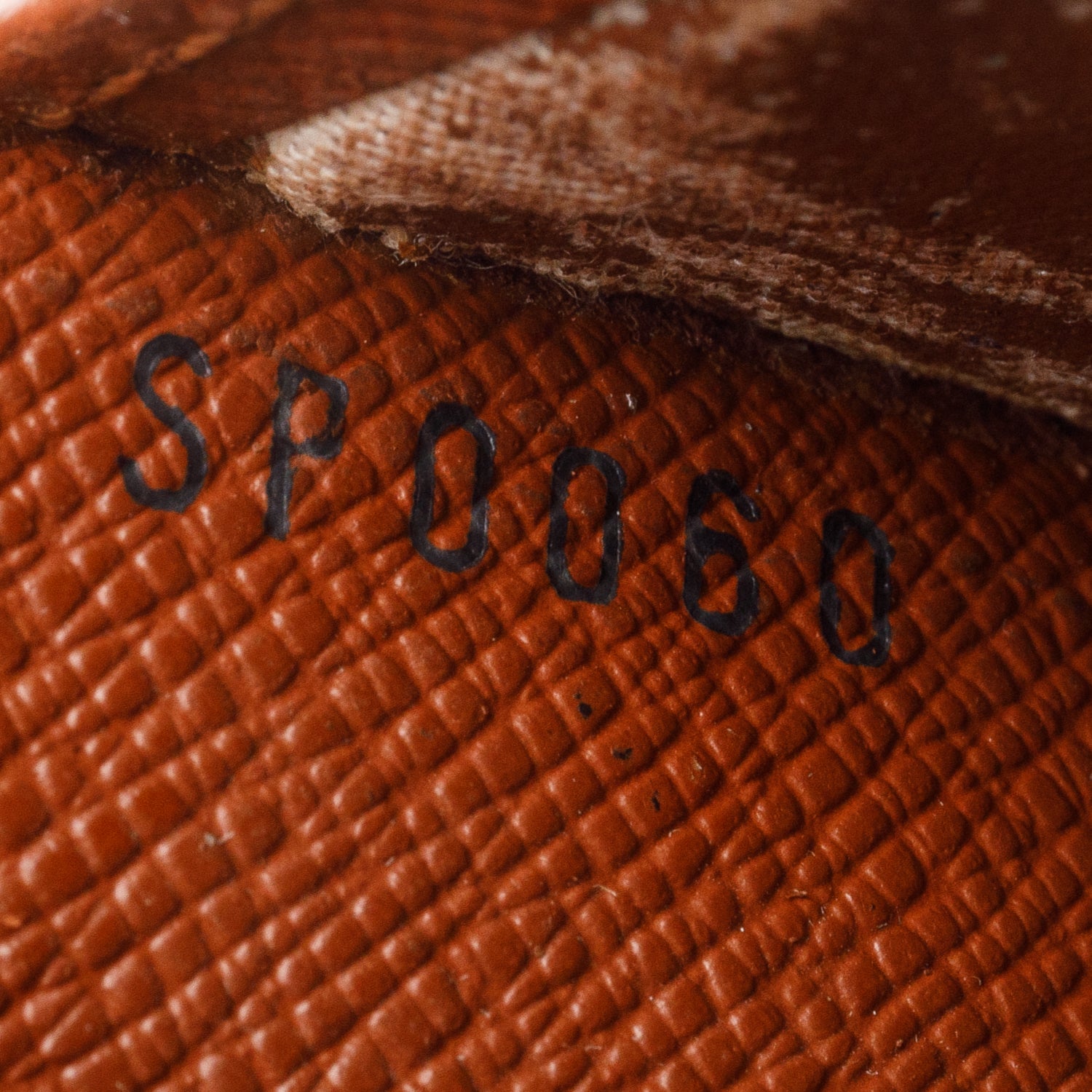 Louis Vuitton Monogram Small Ring Agenda Cover