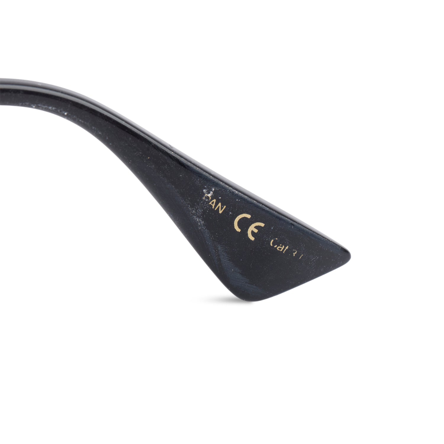 Gucci GG0062S Black/Gold Metal Pilot Sunglasses w/ Case
