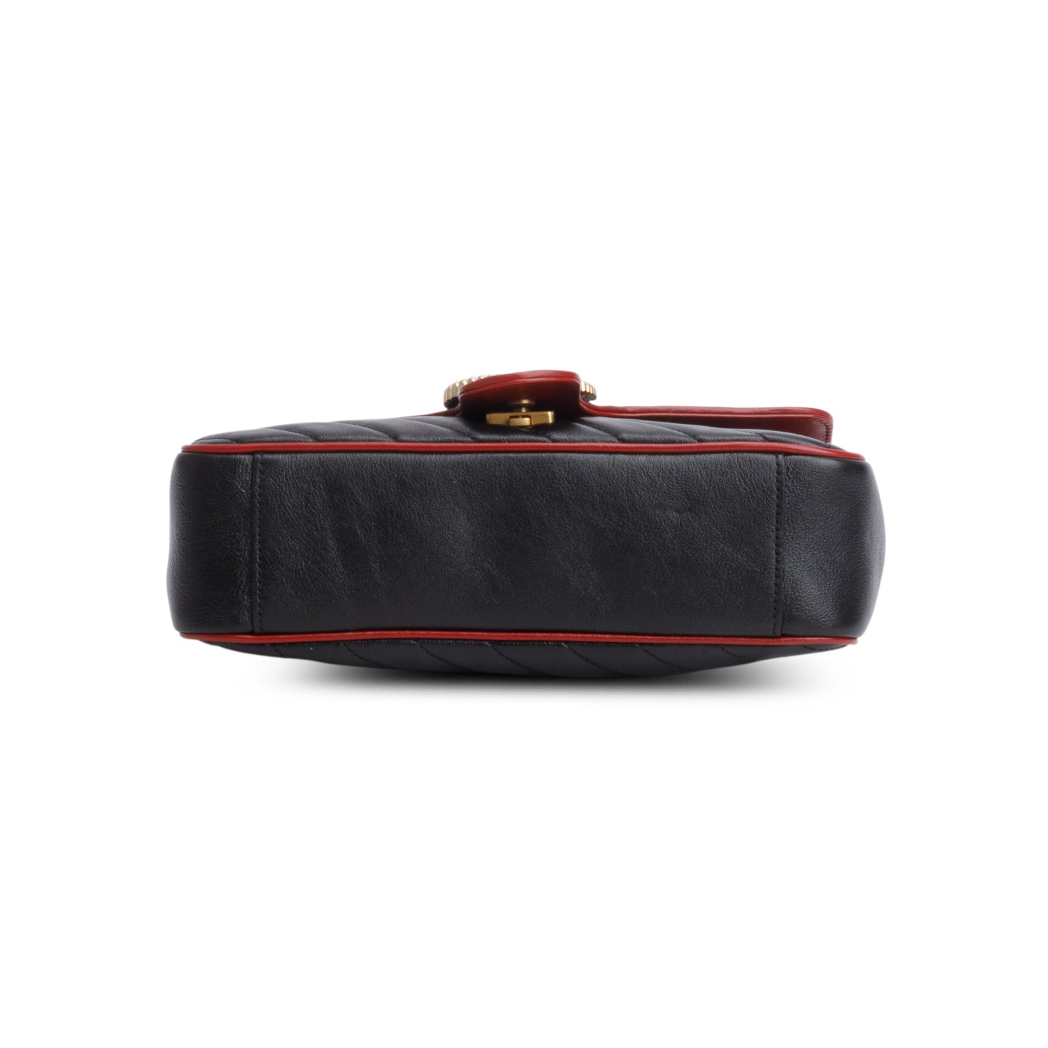 Gucci Black Red Vintage Effect Calfskin Matelasse Diaonal Medium Torchon GG Marmont Shoulder Bag