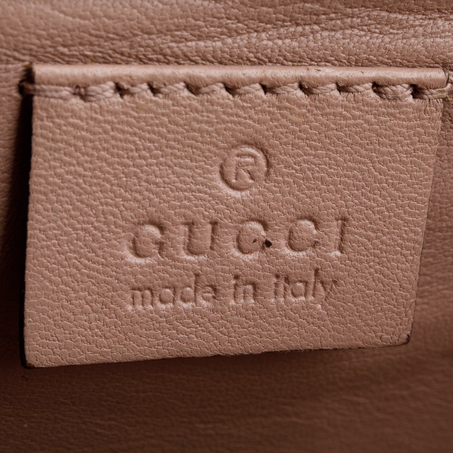 Gucci Beige Patent Leather Signature Micro Broadway Clutch