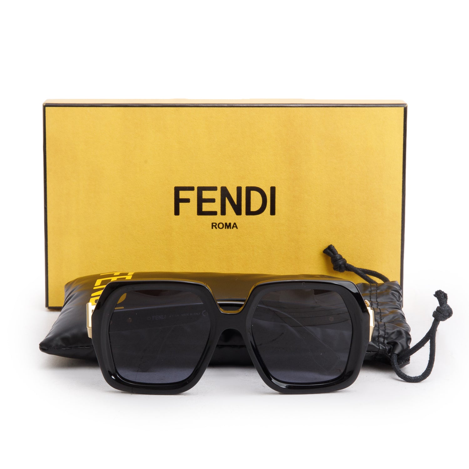 Fendi FE40139I Black Acetate Oversized Square Sunglasses w/ Box & Pouch