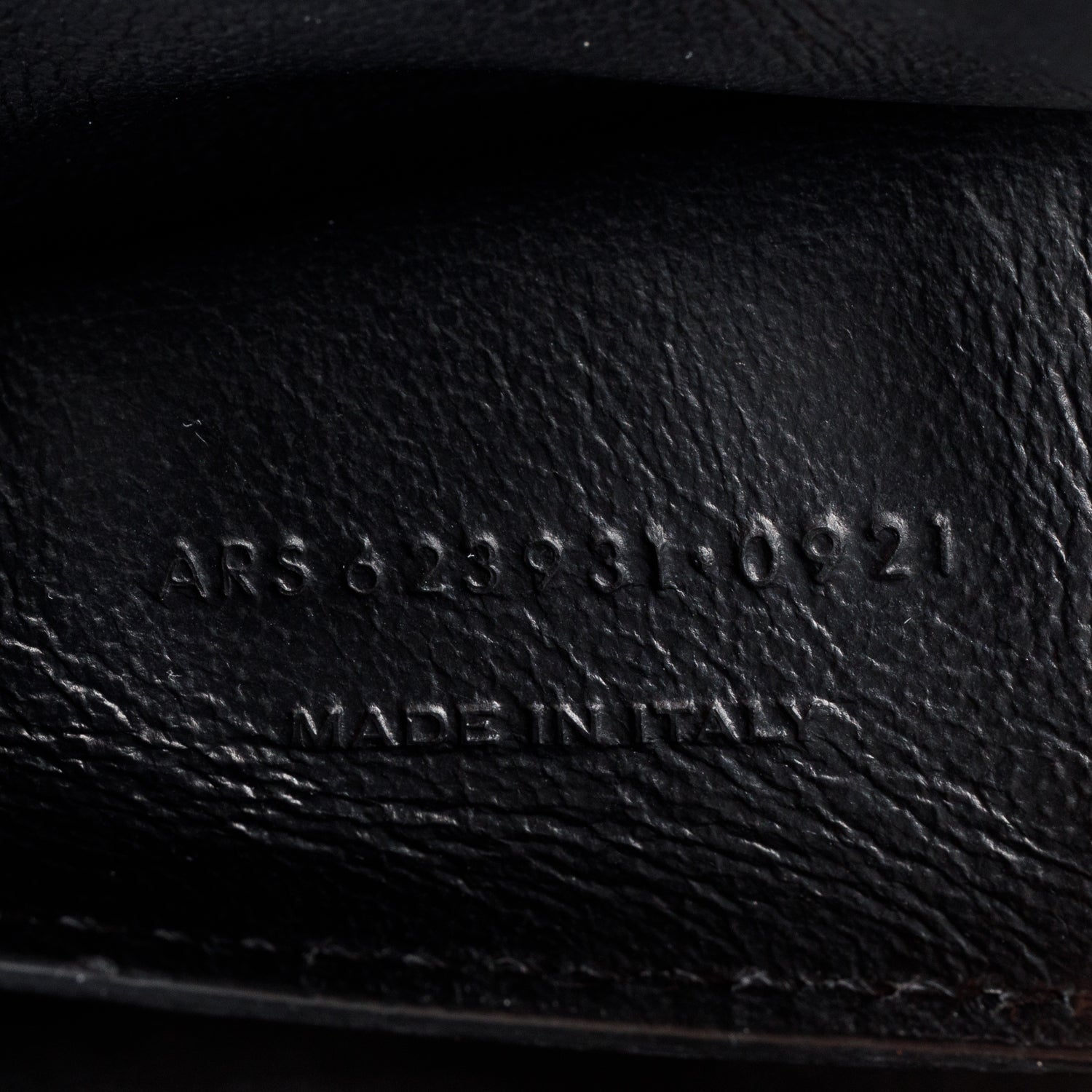 Saint Laurent 2021 Black Grain De Poudre Leather Cassandra Medium Top Handle Bag w/ Strap