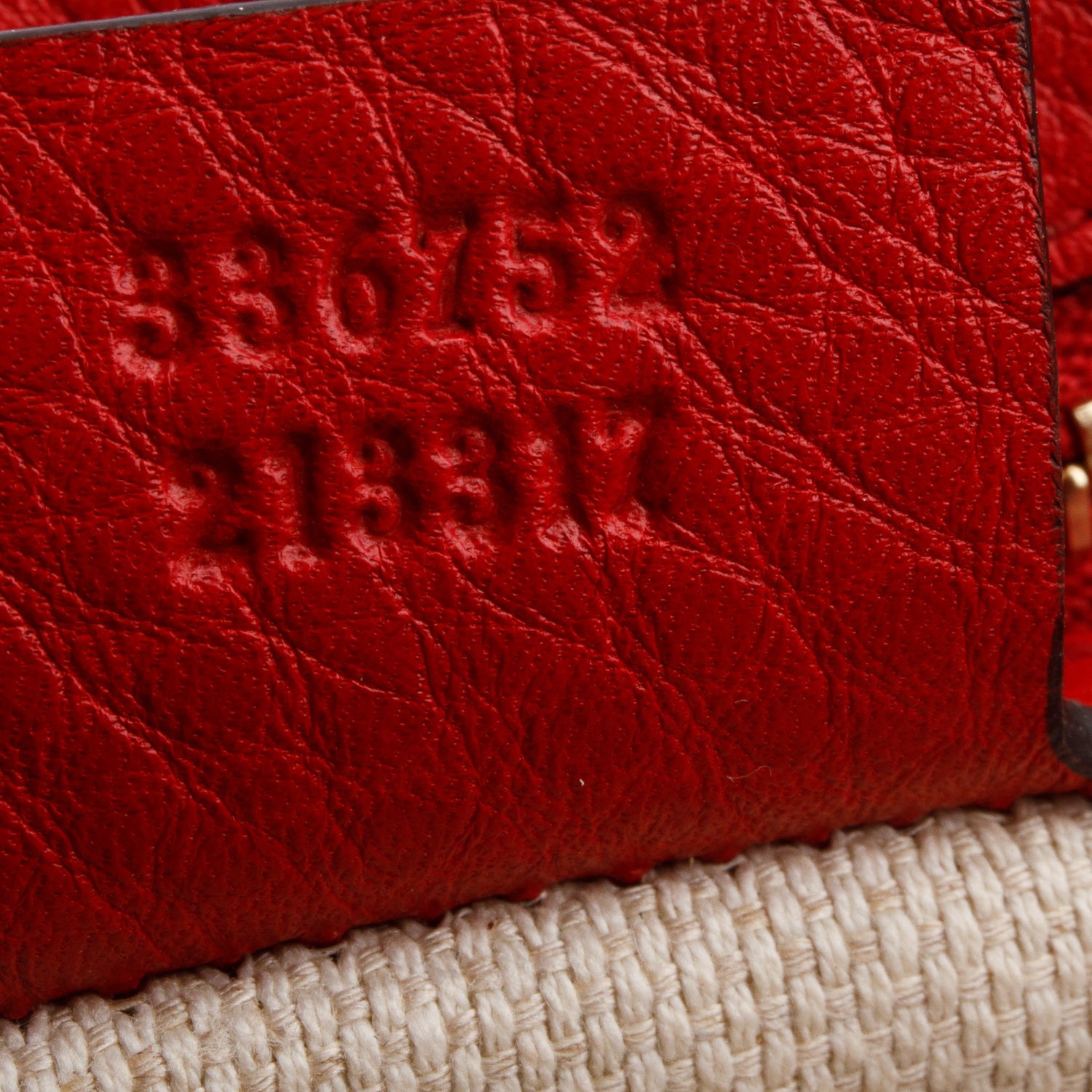 Gucci Red Pebbled Calfskin Medium Soho Chain Crossbody Bag