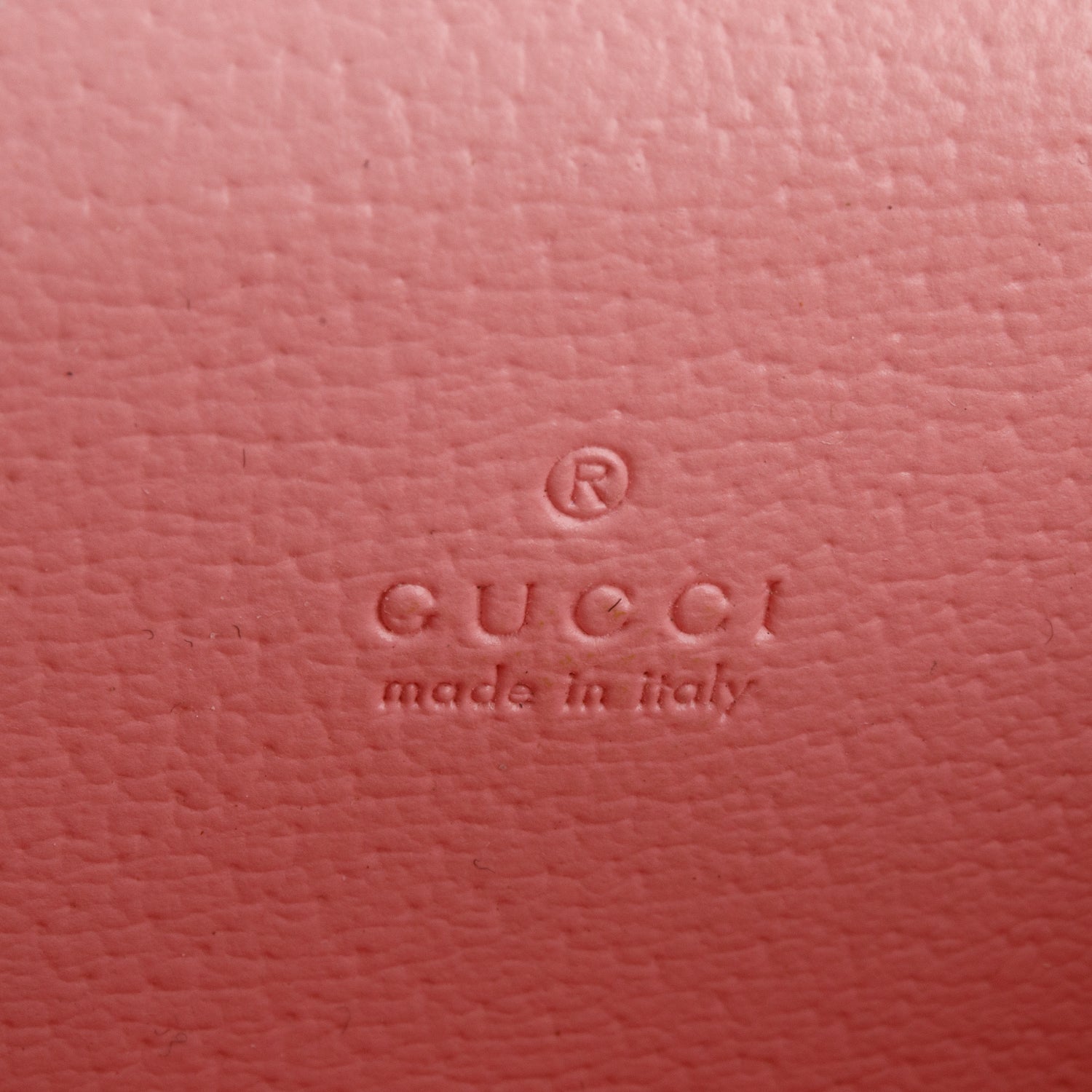 Gucci Pink Dollar Calfskin Interlocking G Etiquette Holder w/ Box & Chain