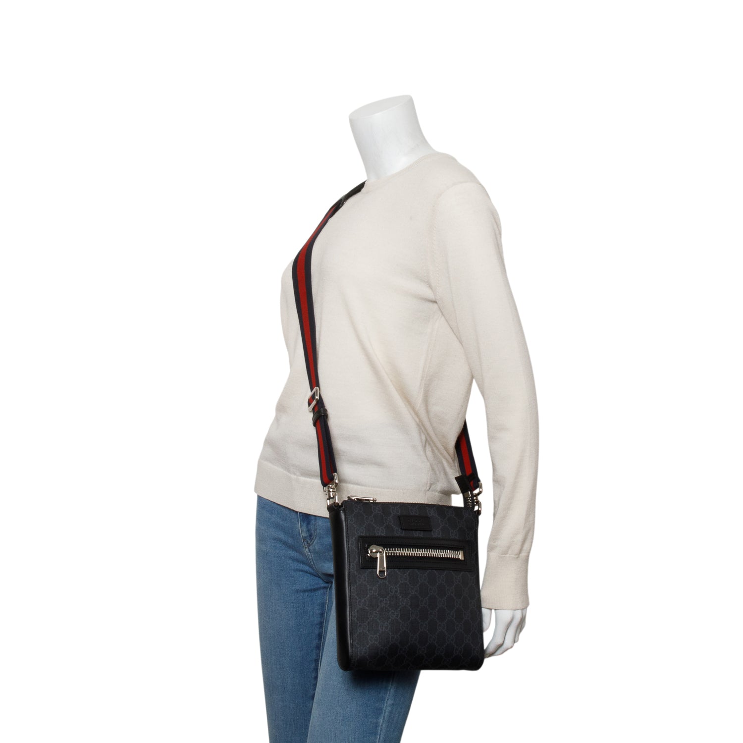 Gucci Black GG Supreme Small Messenger Bag