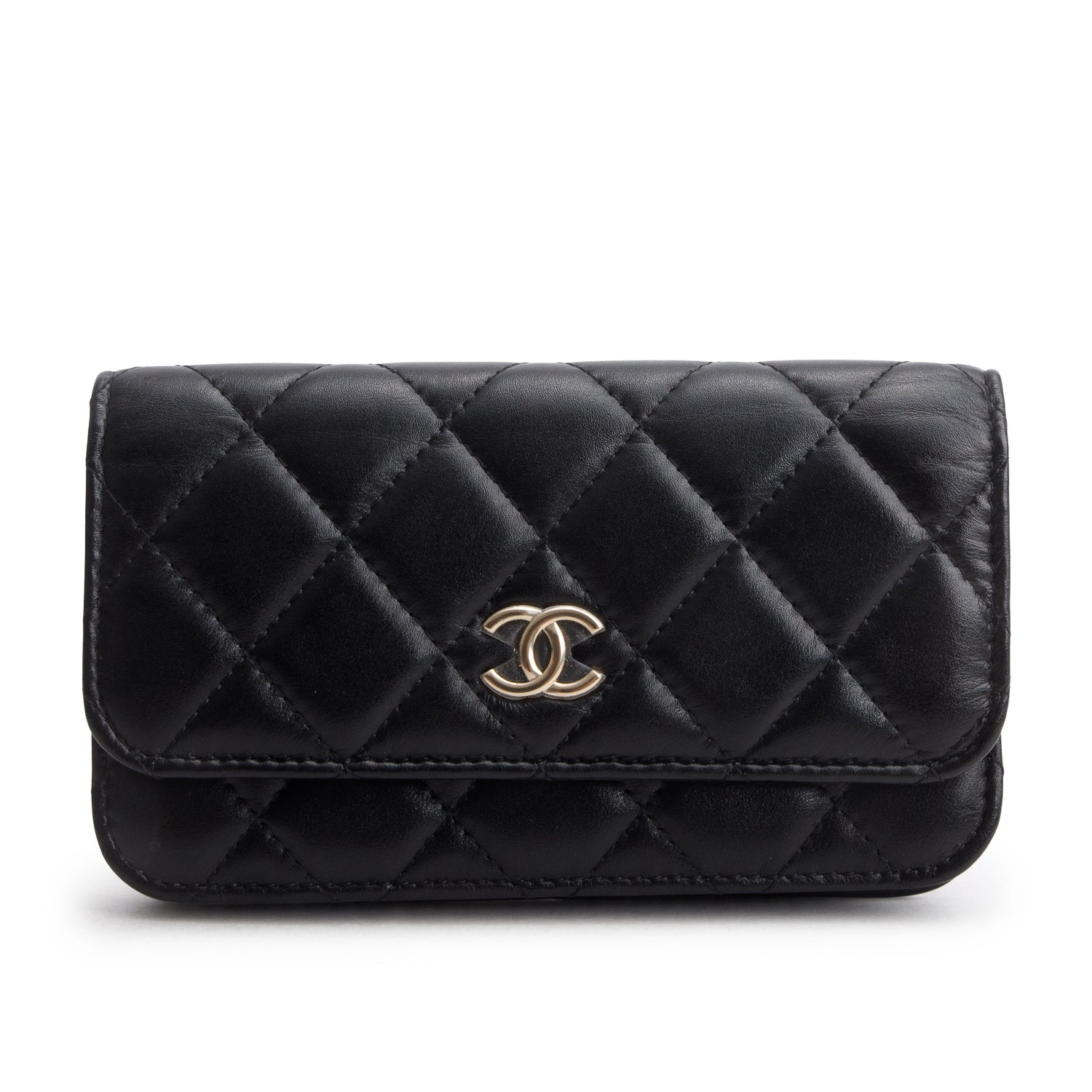 Chanel 2020 Black Lambskin Quilted Mini Pearl Wallet on Chain w/ Authenticity Card