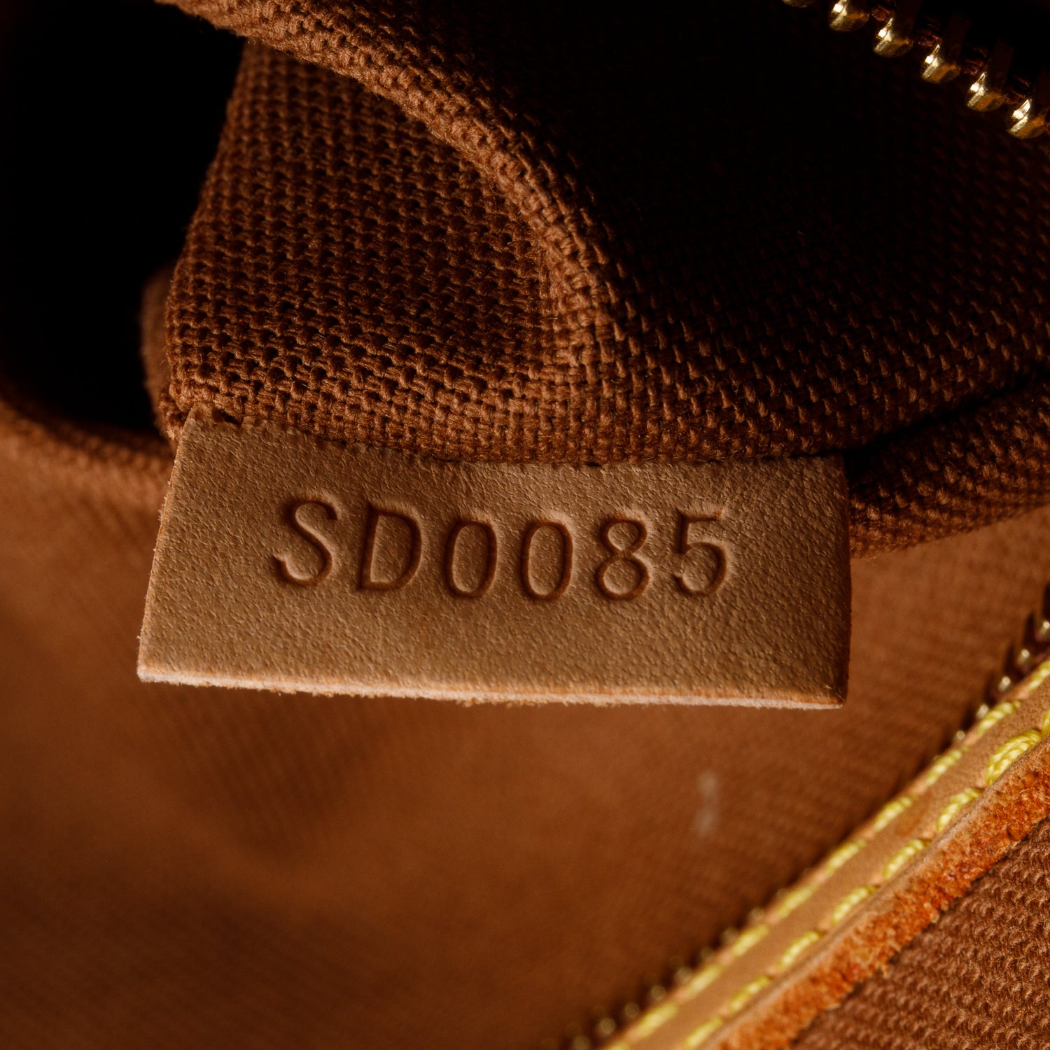 Louis Vuitton Monogram Batignolles Horizontal Bag
