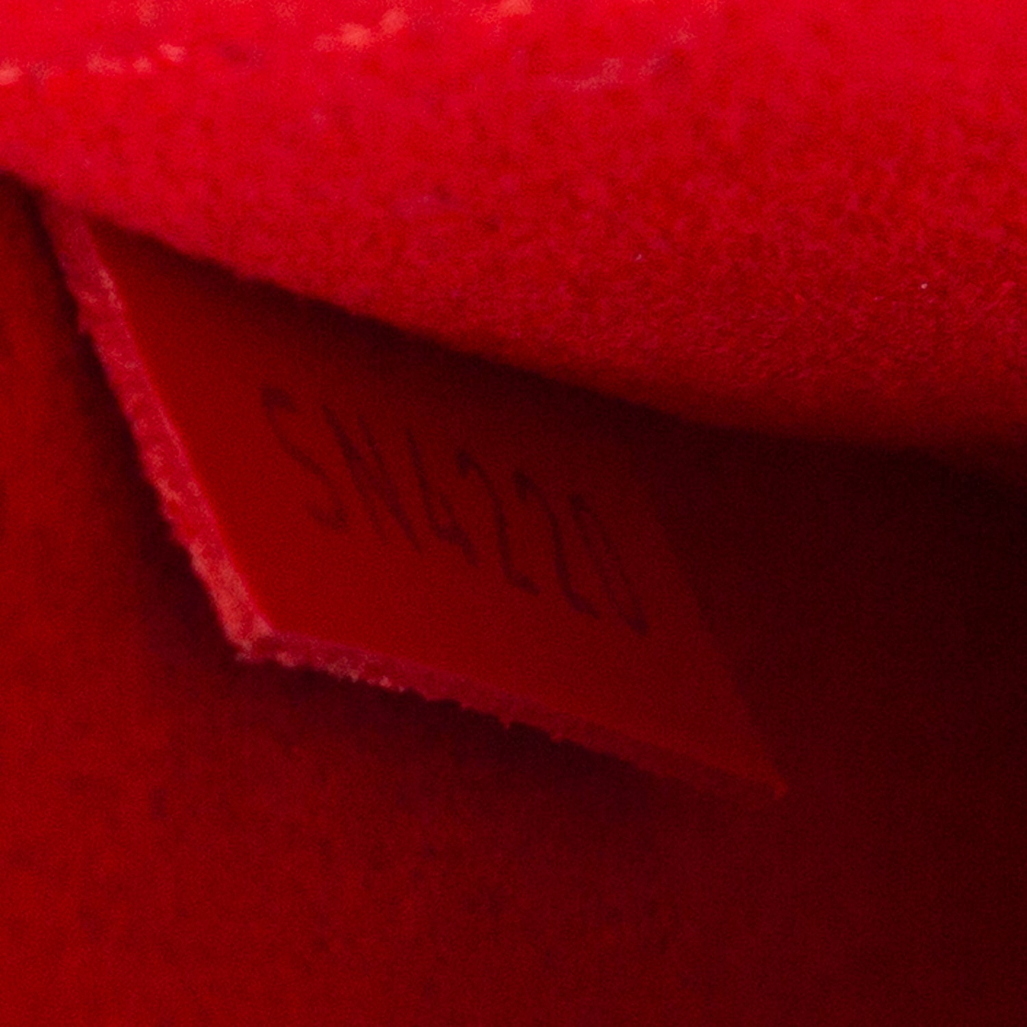 Louis Vuitton 2020 Red Epi Leather Alma BB w/ Box & Strap