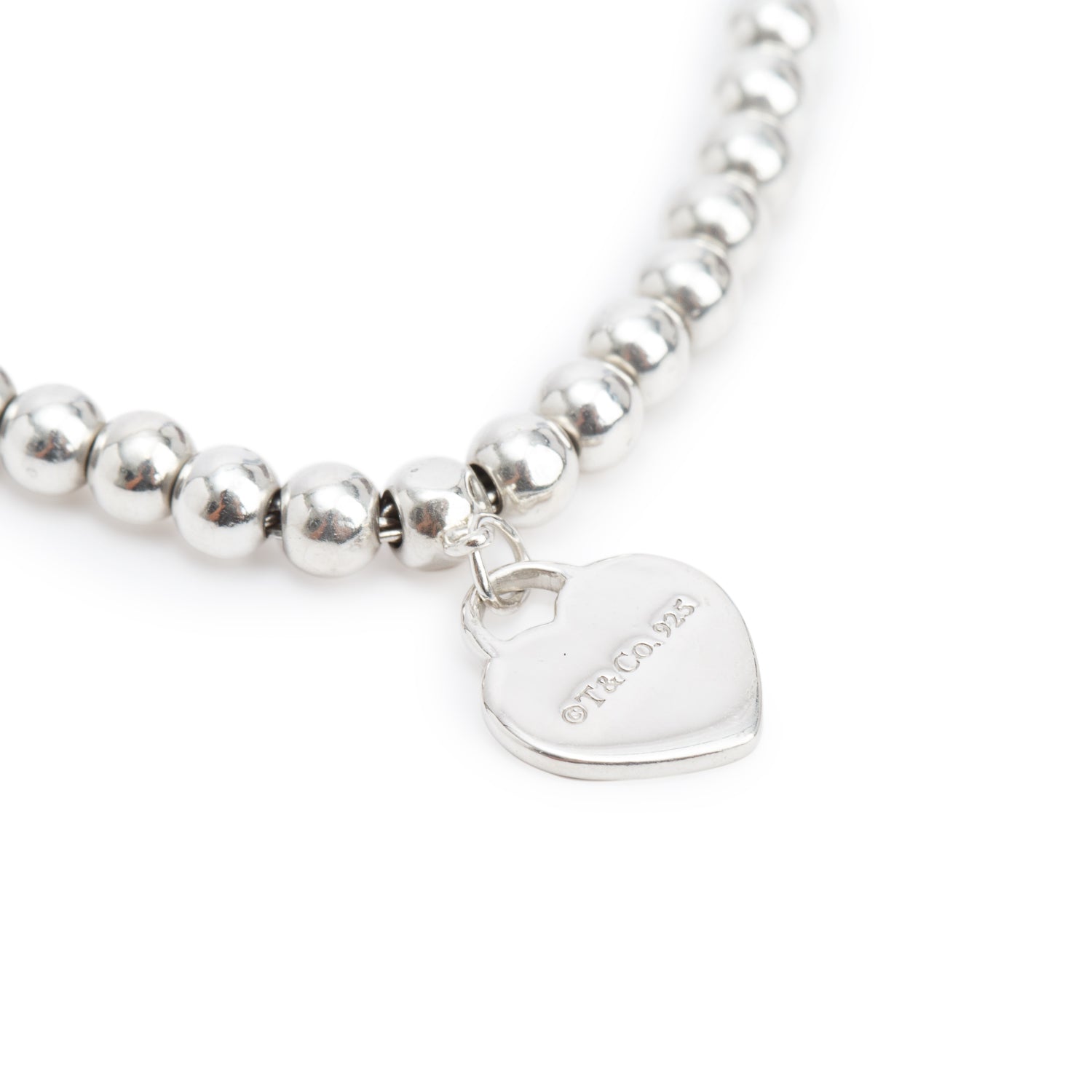 Tiffany & Co. Return to Tiffany Mini Heart Tag 4 MM Bead Bracelet