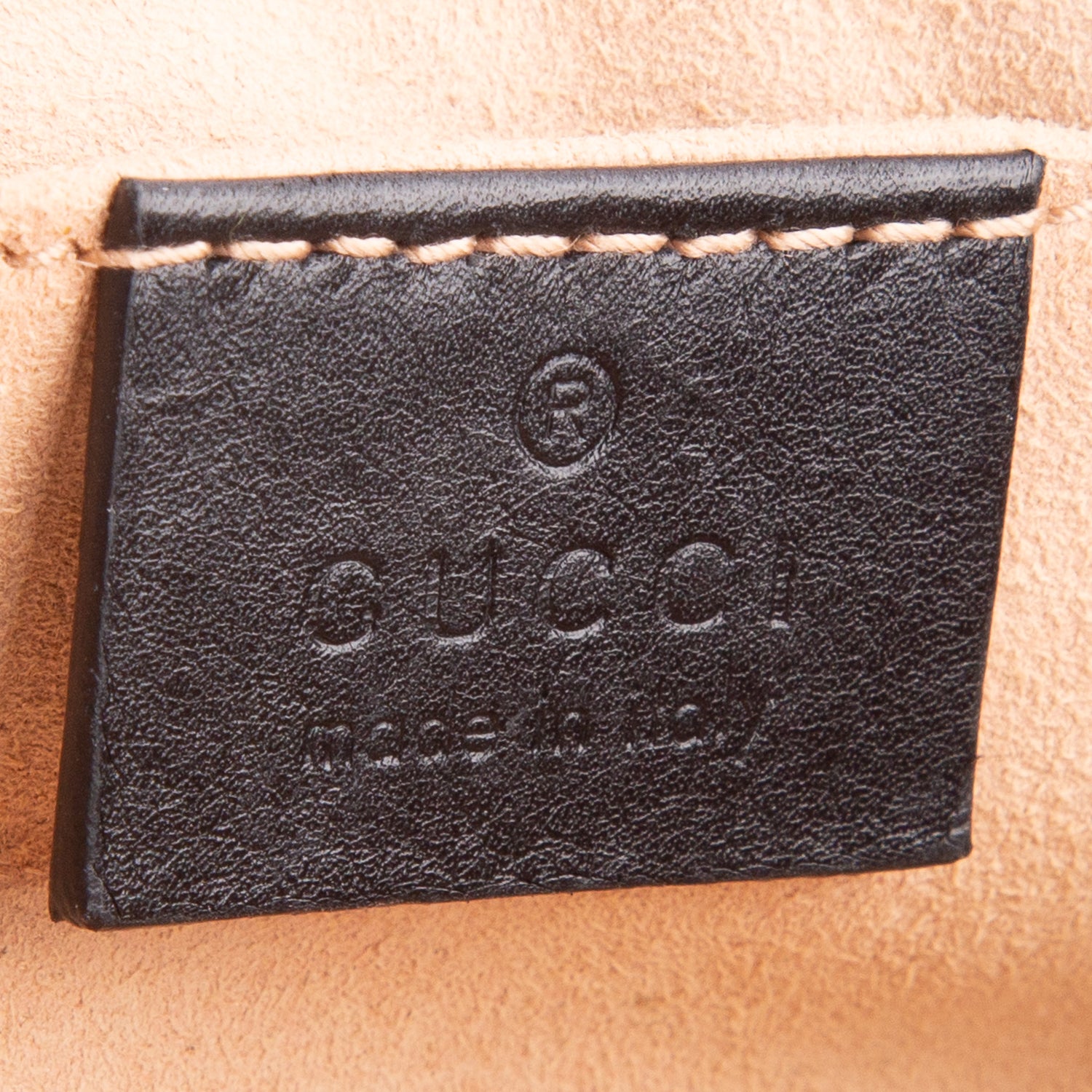 Gucci Black GG Marmont Matelasse Leather Belt Bag, Size 65 26