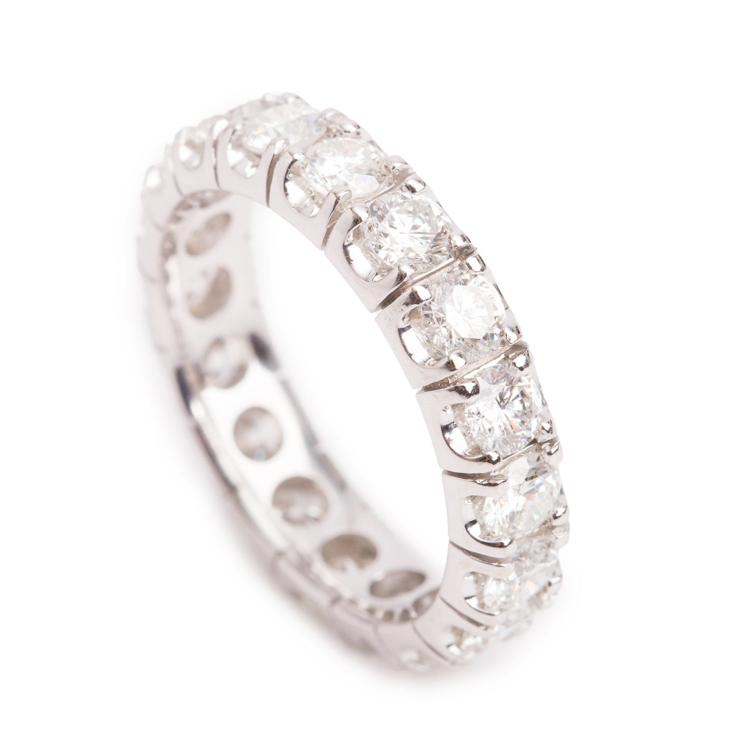 14k White Gold 2.61 tcw. Diamond Eternity Wedding Band Ring, Size 7.5