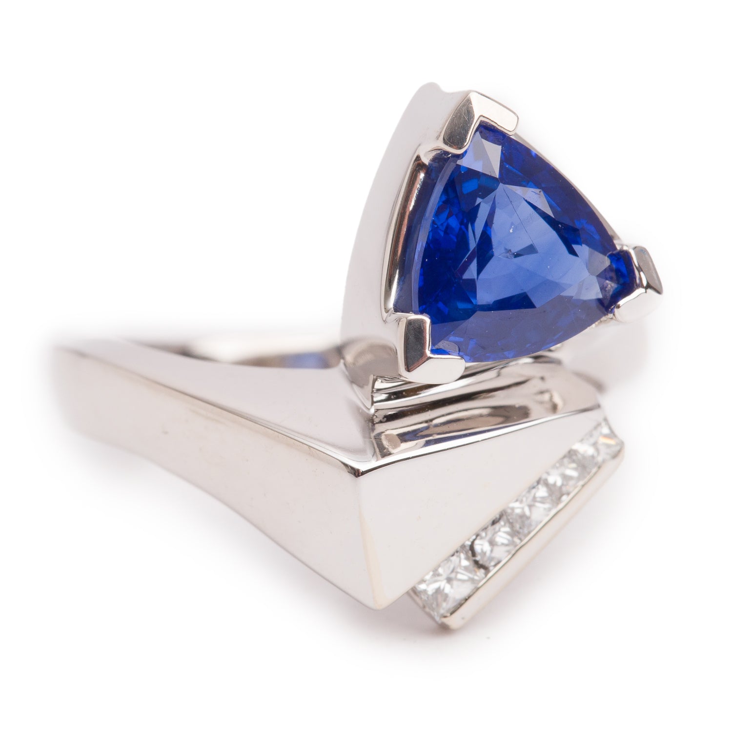14k White Gold Blue Sapphire & Diamond Cocktail Ring, Size 7