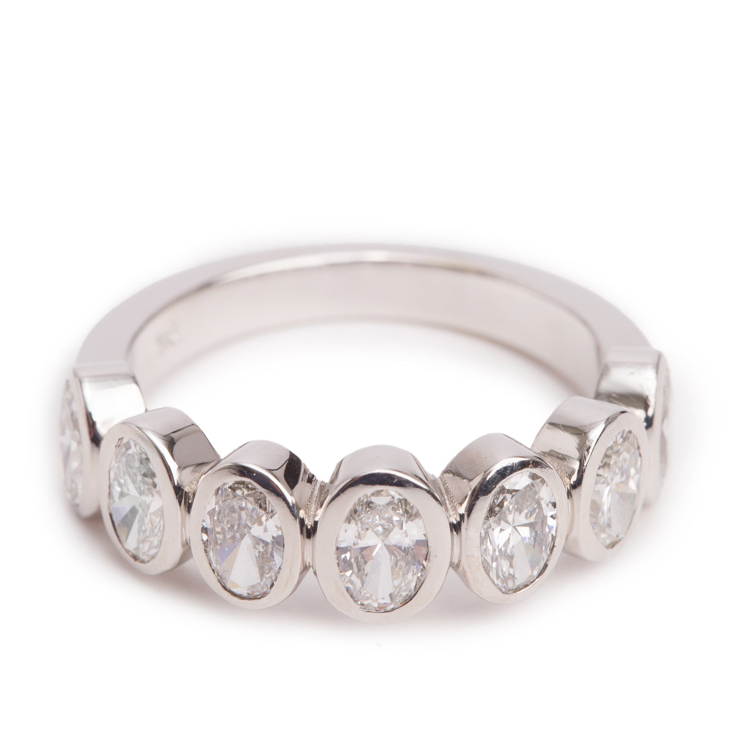 18k White Gold 1.87 tcw. Diamond Band Ring, Size 6.75